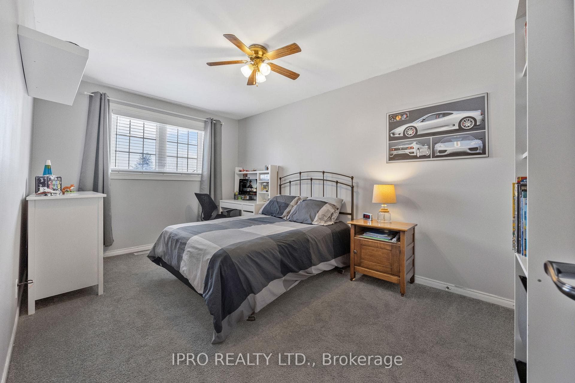 188 Melbourne Drive photo 17