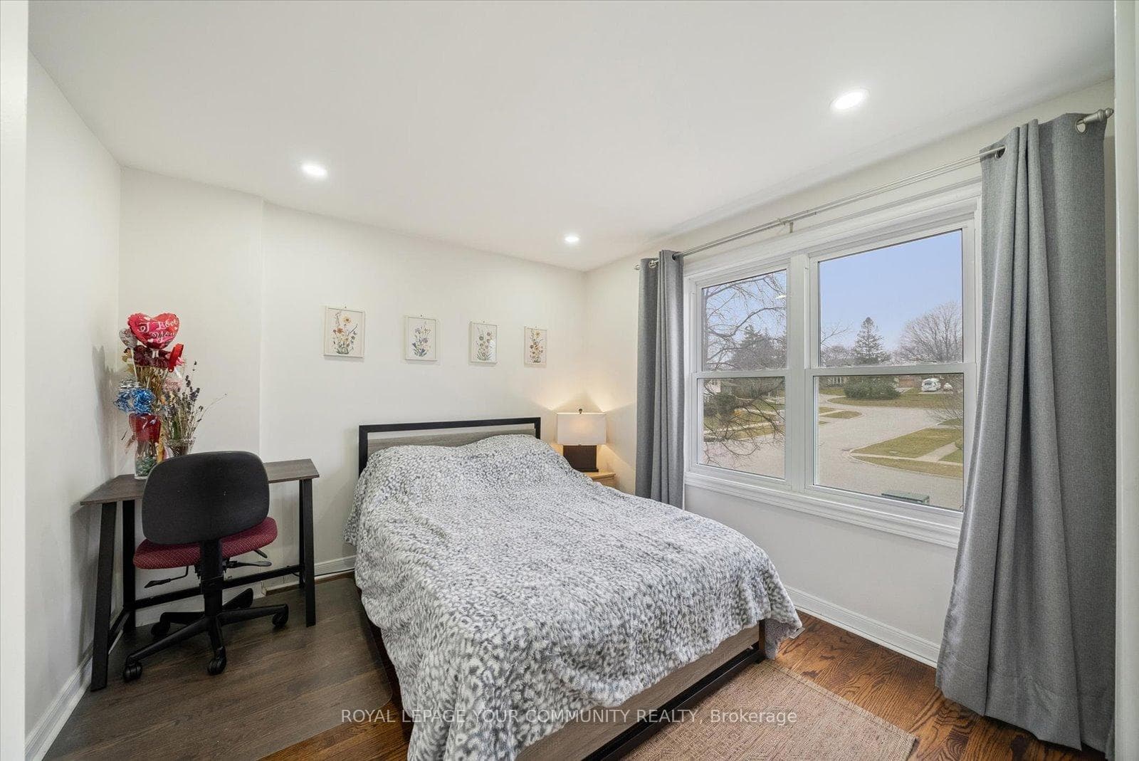 335 St Lawrence Street photo 19