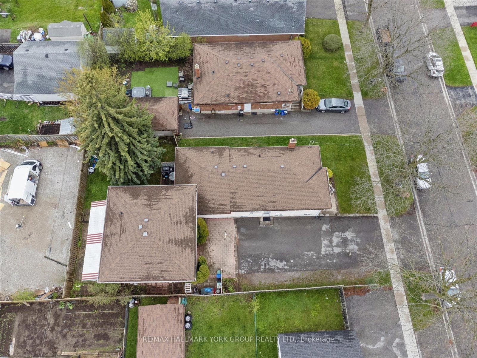 226 Cromwell Avenue photo 17