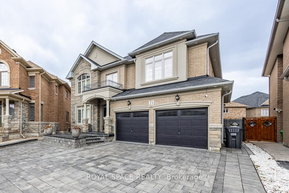 21 Belgium Crescent photo 1
