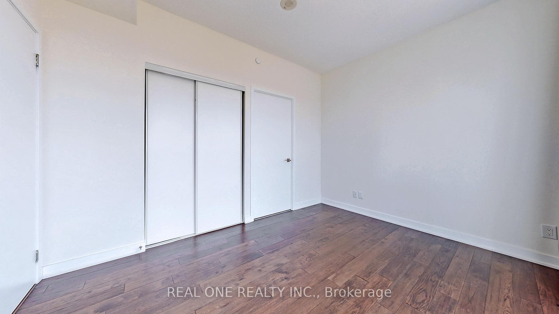 510 Curran Place Unit 2104 photo 23