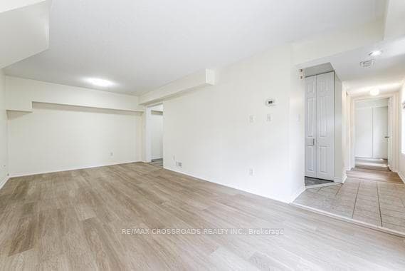 52 Sidney Belsey Crescent Unit 204 photo 4