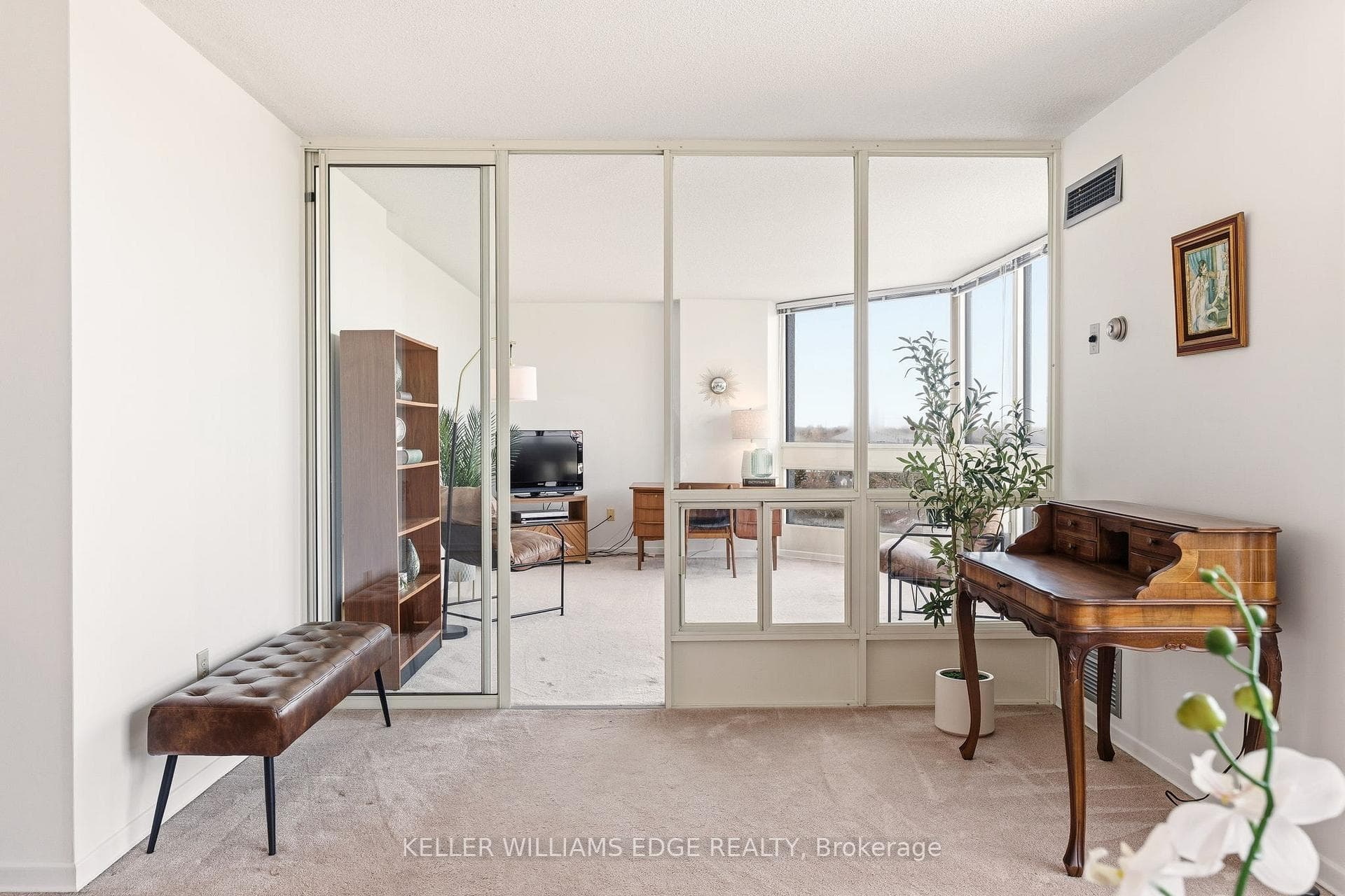 5 Kenneth Avenue Unit 1102 photo 5