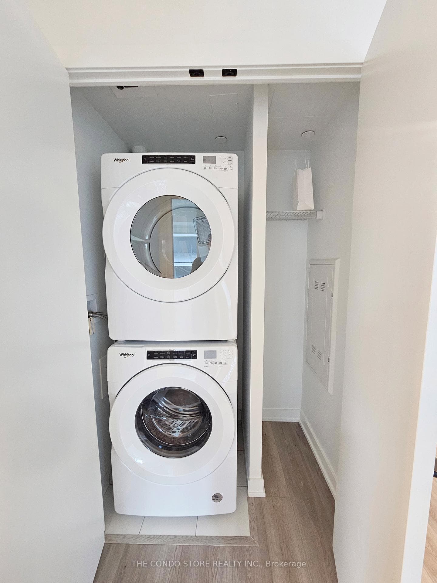 327 King Street Unit 1204 photo 8