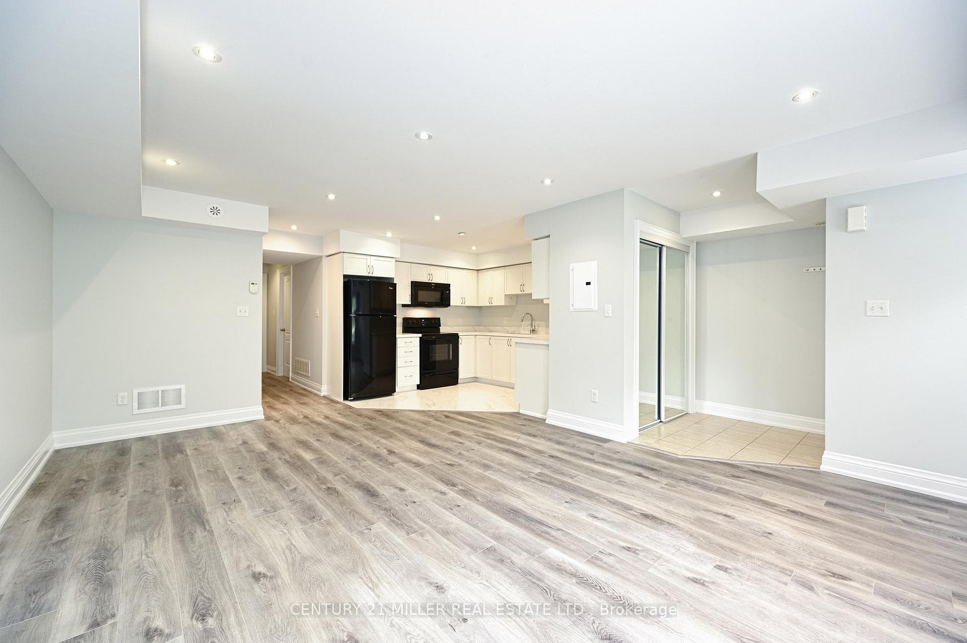 43 Hays Boulevard Unit 2 photo 4