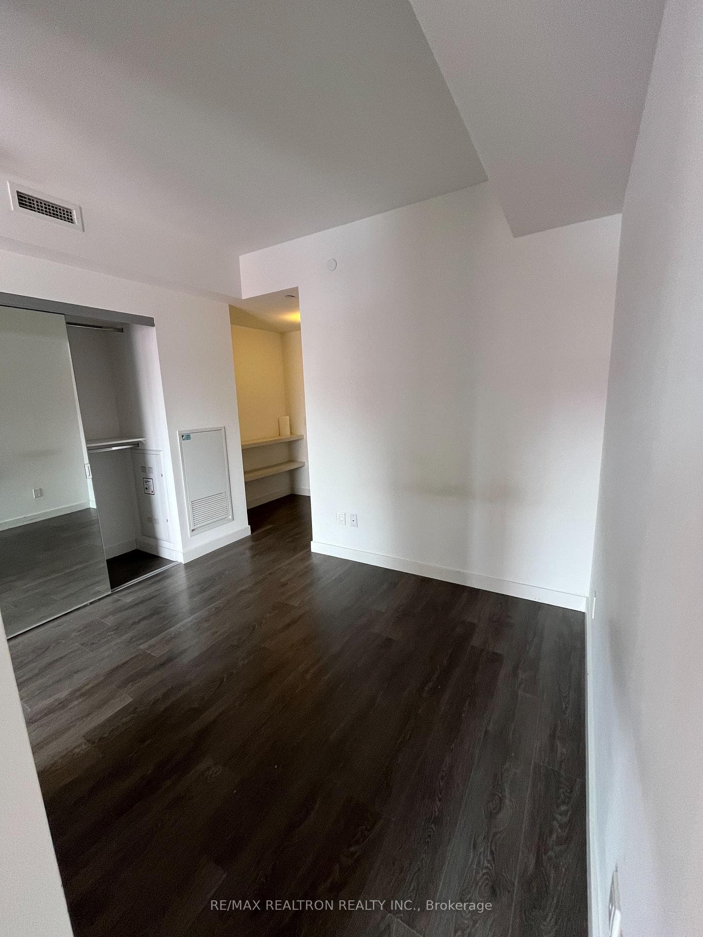 215 Queen Street Unit 1710 photo 6