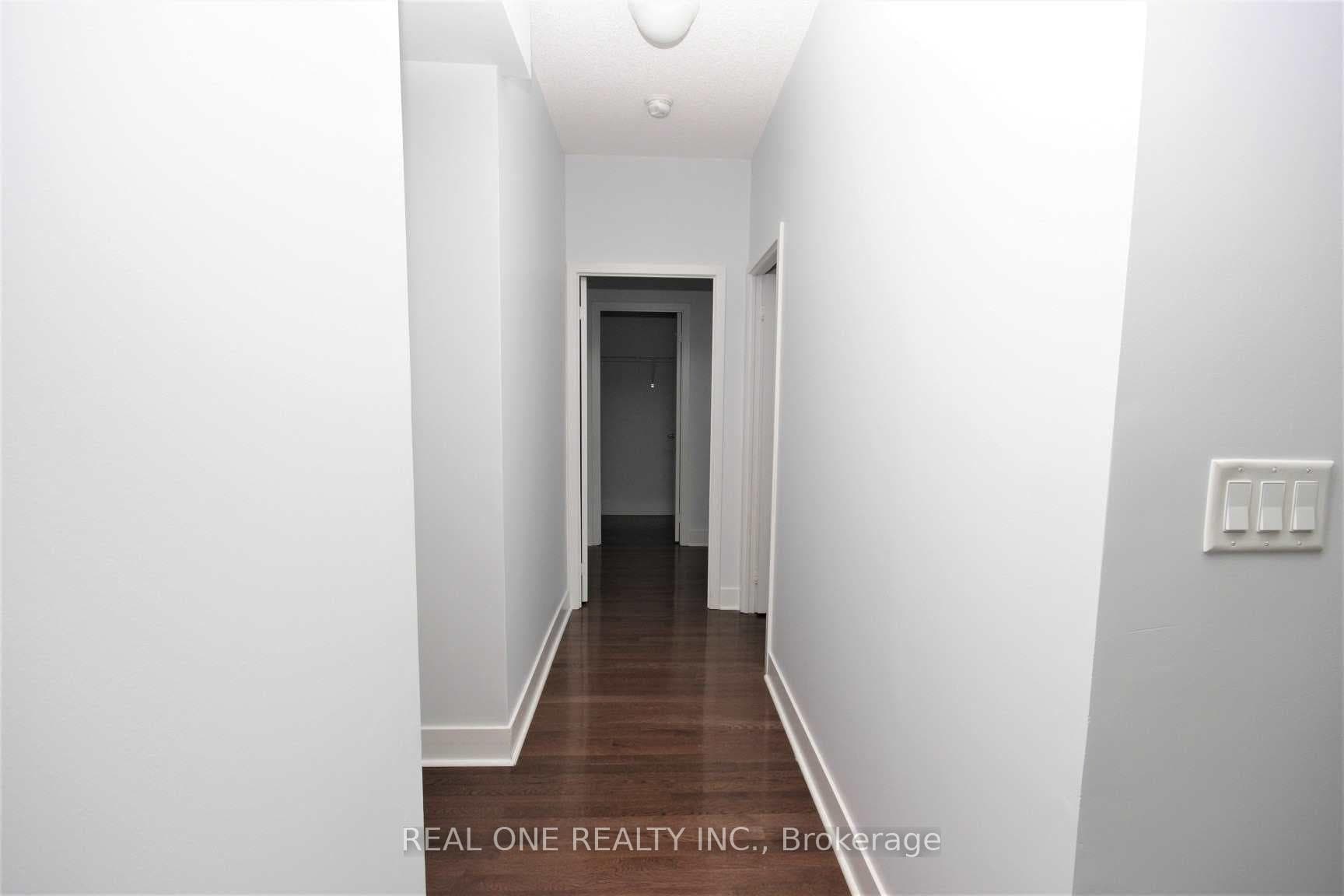 26 Norton Avenue Unit 307 photo 15