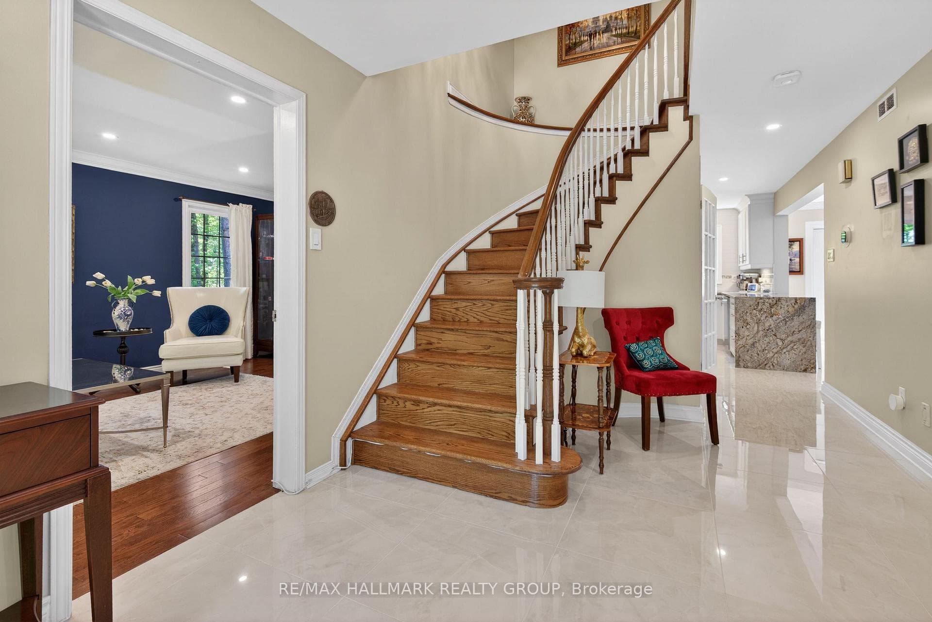 Elegant curved staircase