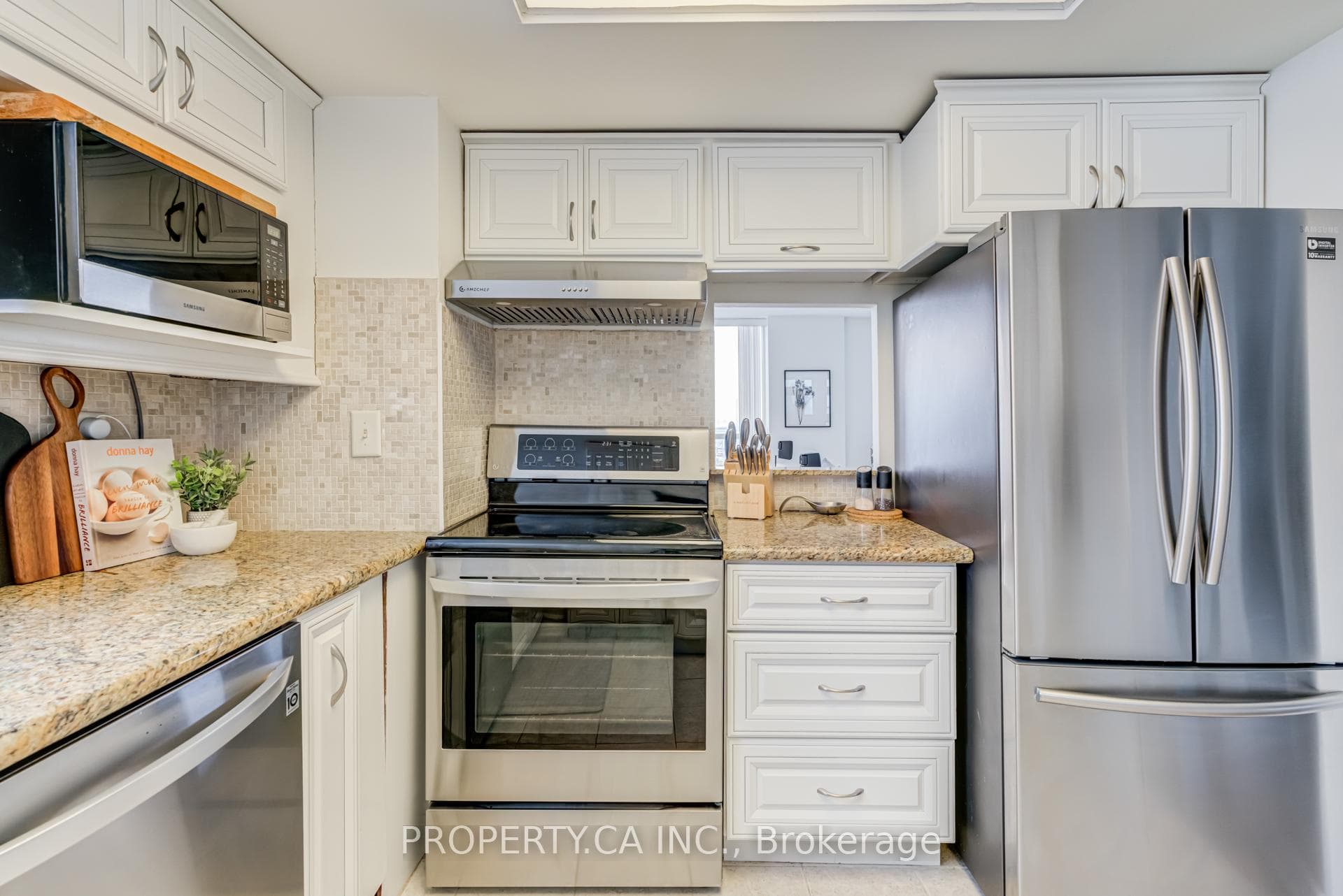 2460 Eglinton Avenue Unit 1516 photo 6