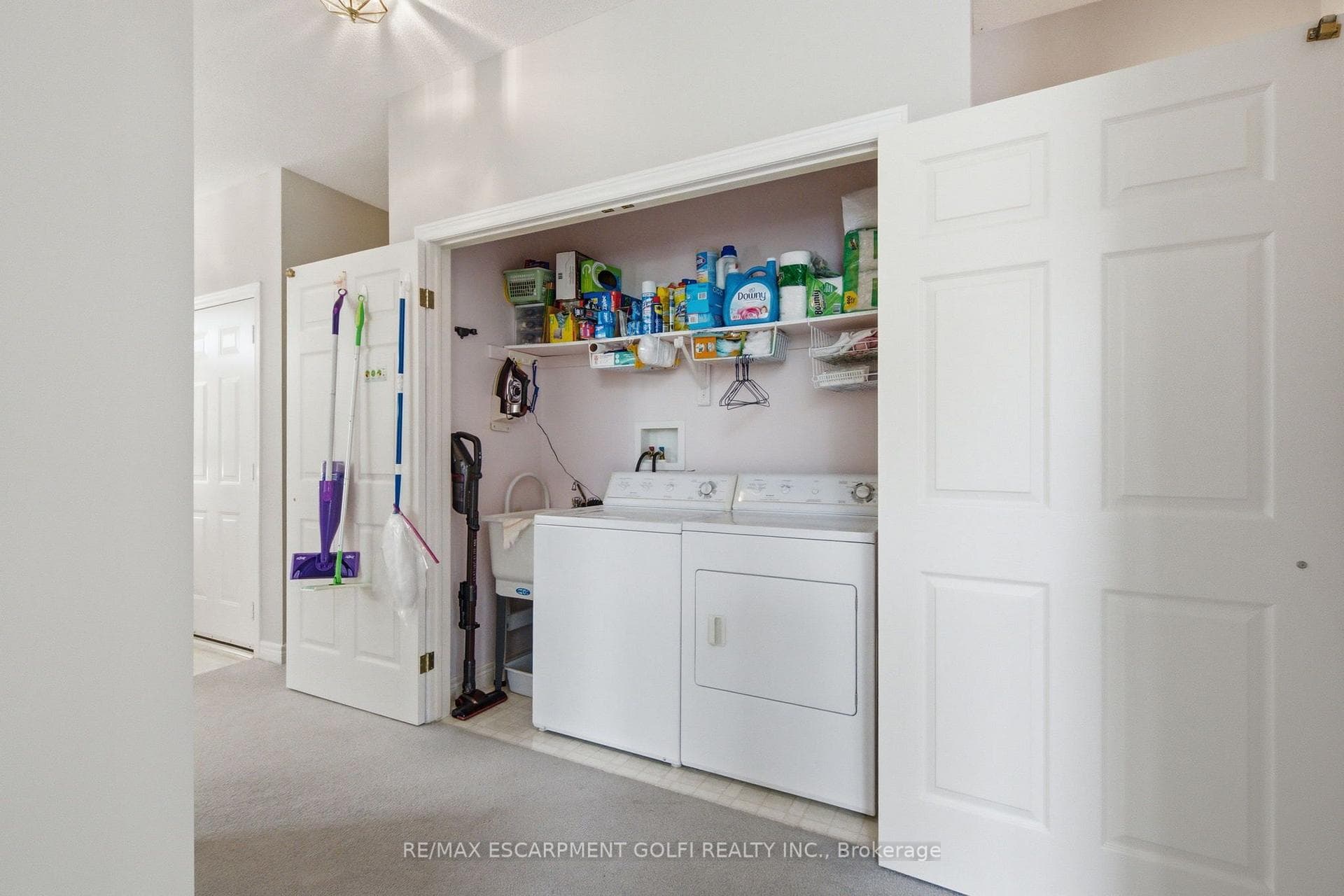 21 Cathy Drive photo 18