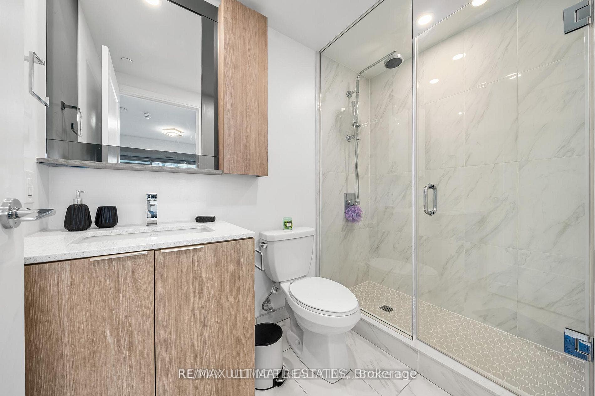 65 Annie Craig Drive Unit 906 photo 23