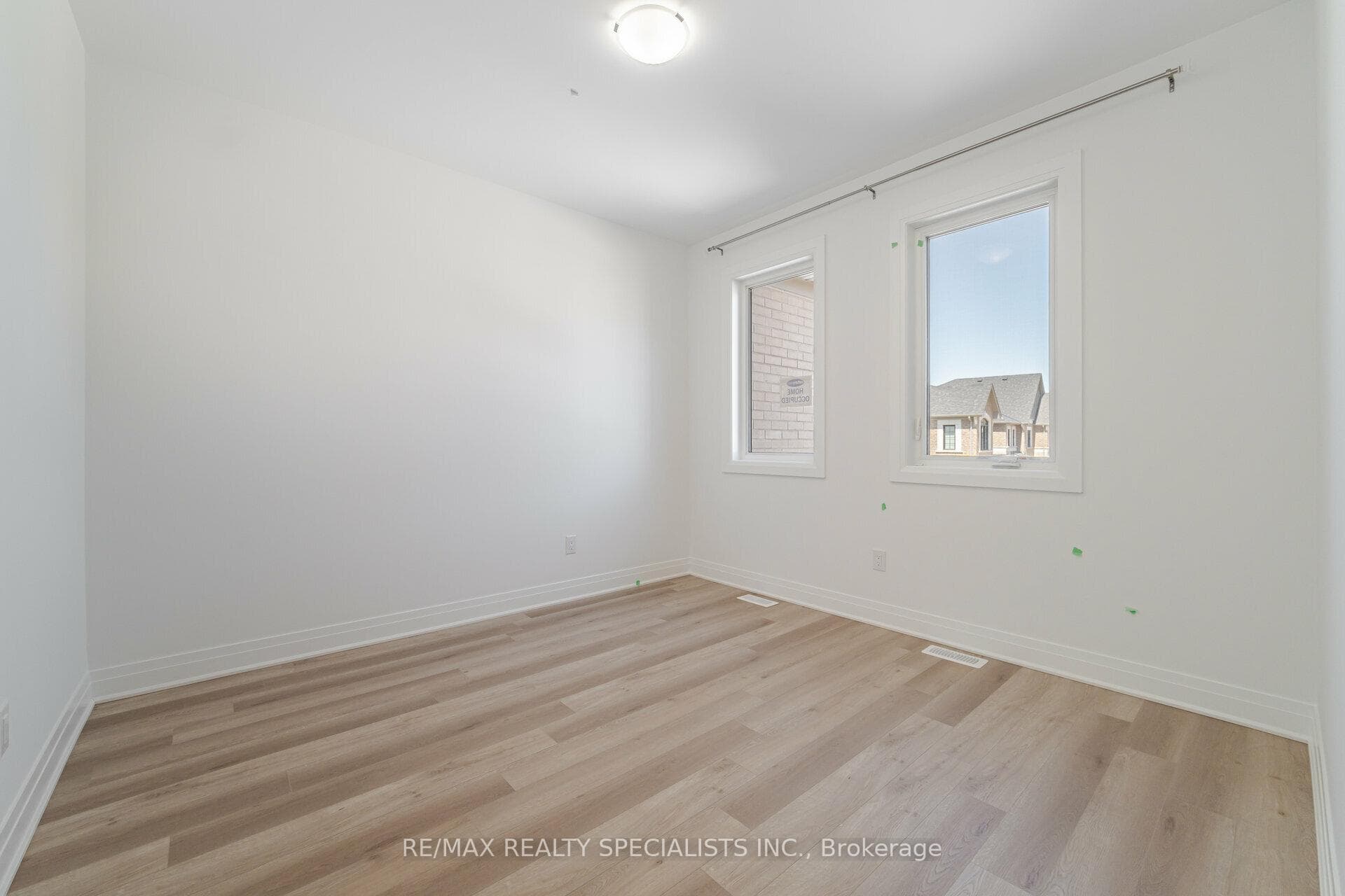 1780 THAMES Circle photo 23