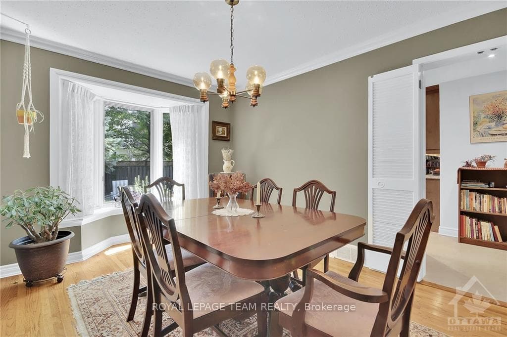 25 GLENDENNING Drive photo 11