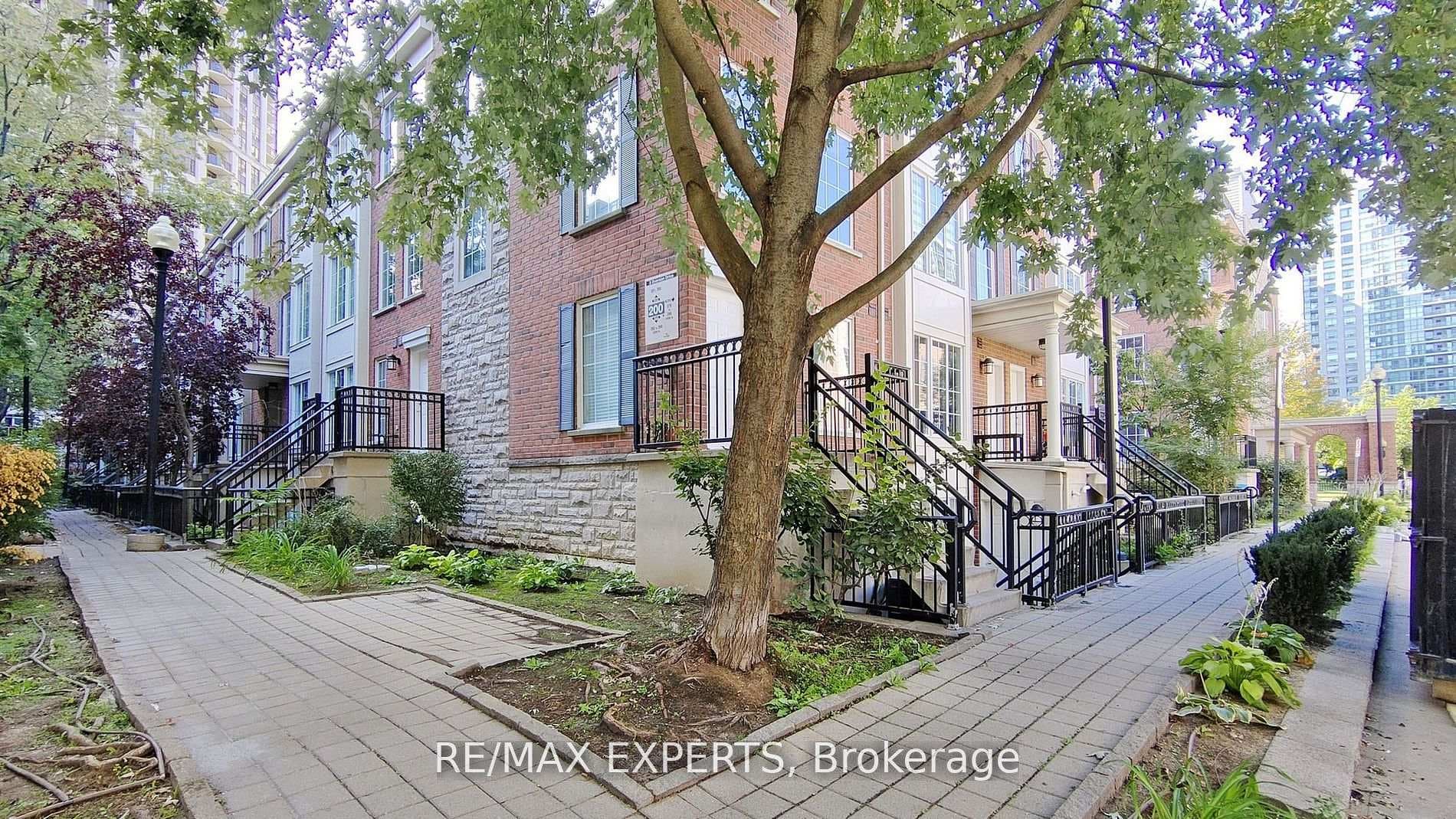 3 Everson Drive Unit 272 photo 2