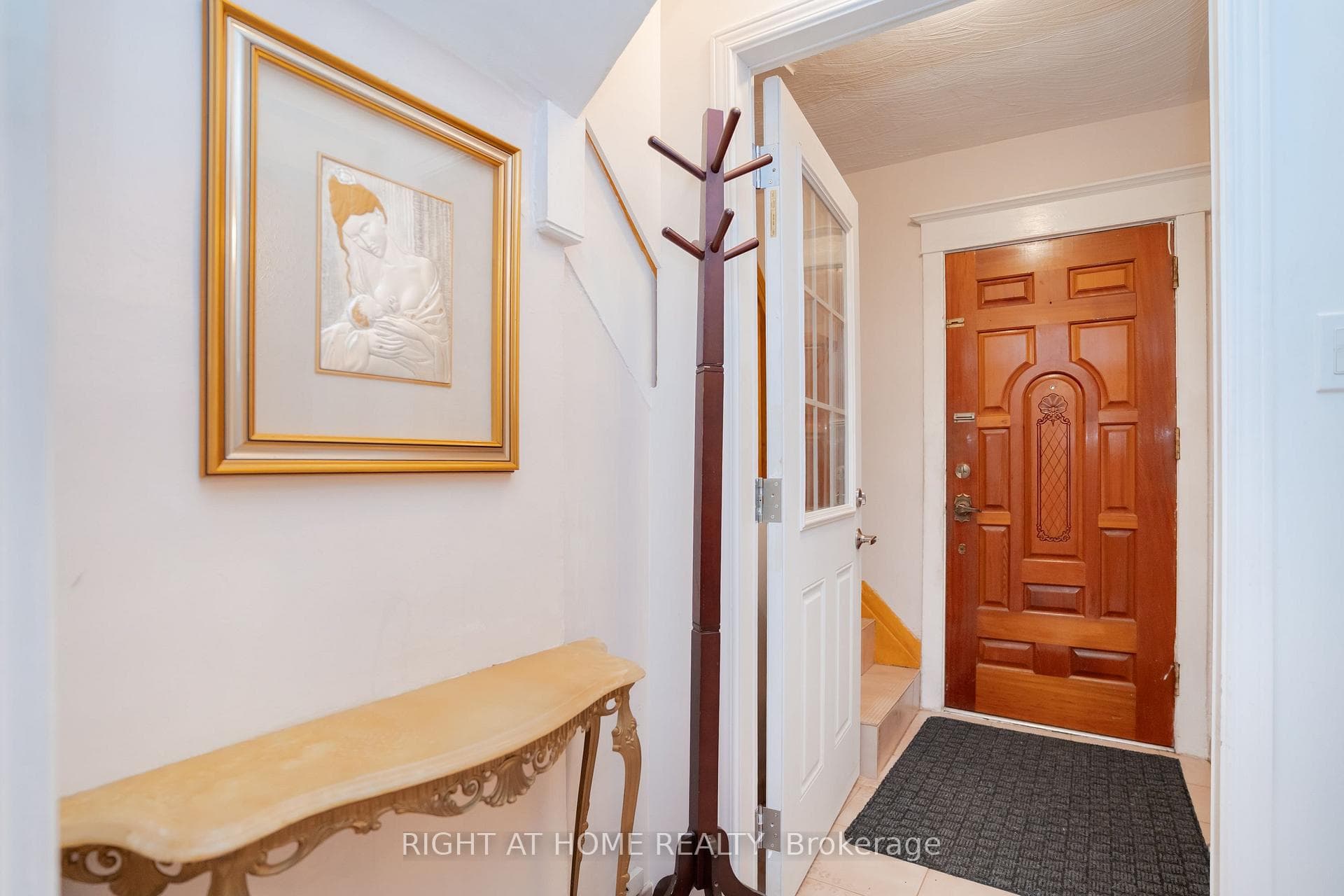 610 Lauder Avenue photo 5