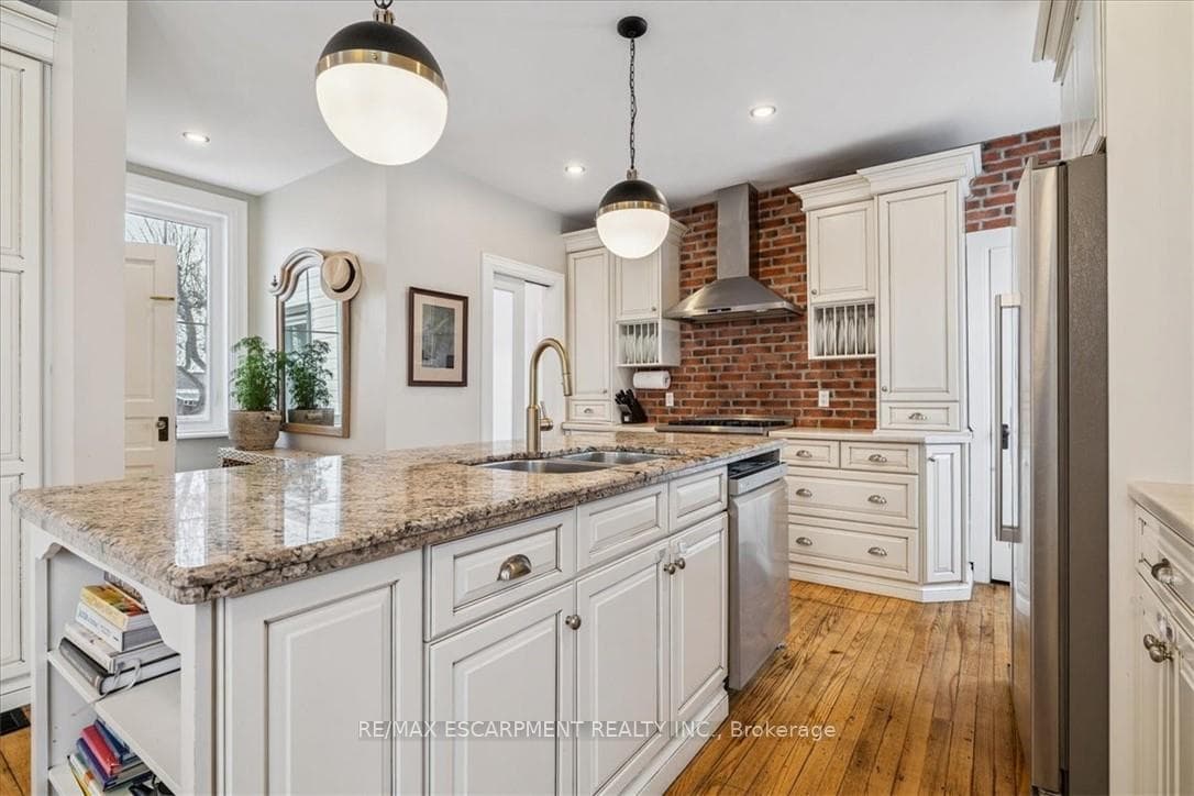 110 Cream Street photo 14
