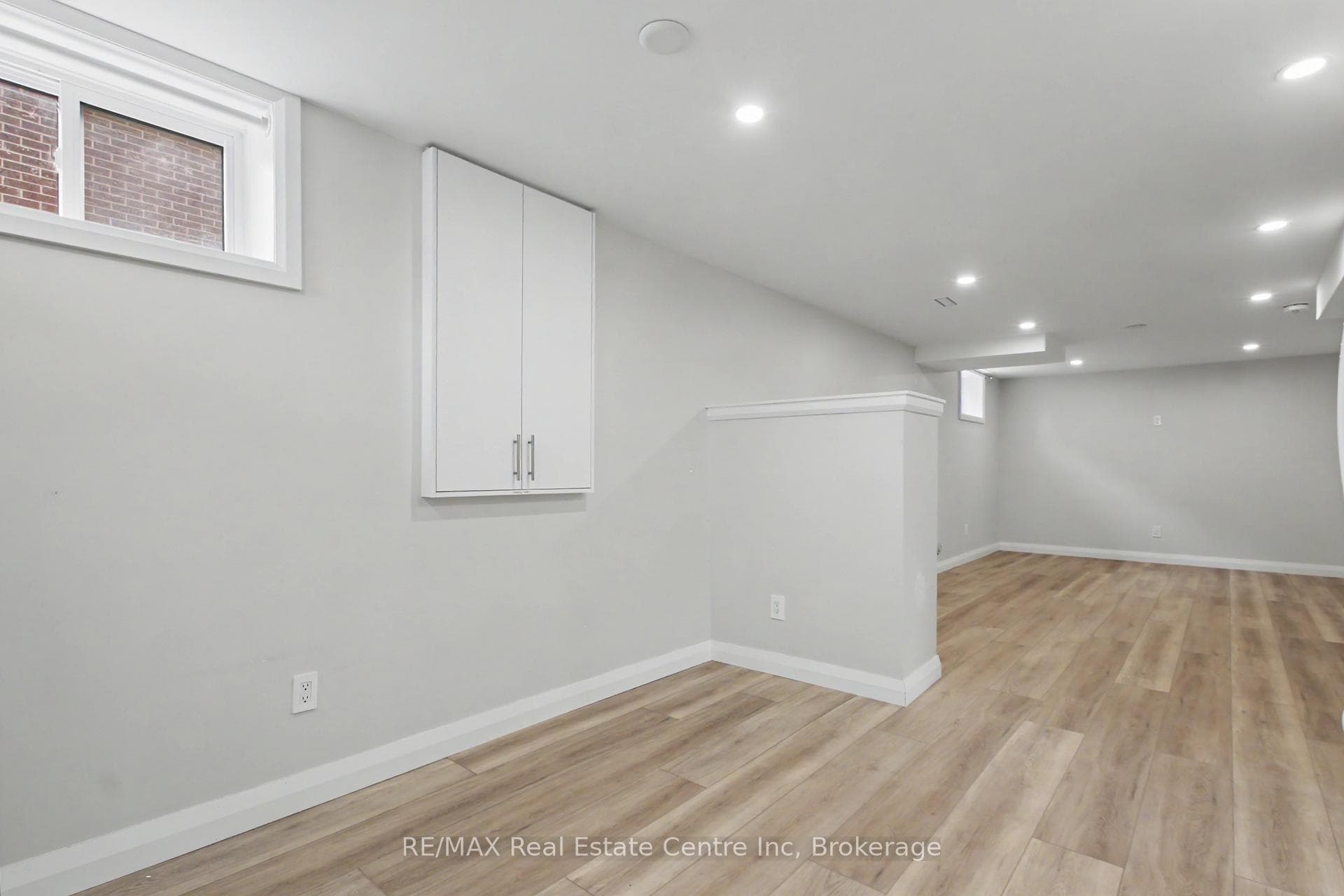 37 Ottawa Crescent photo 30