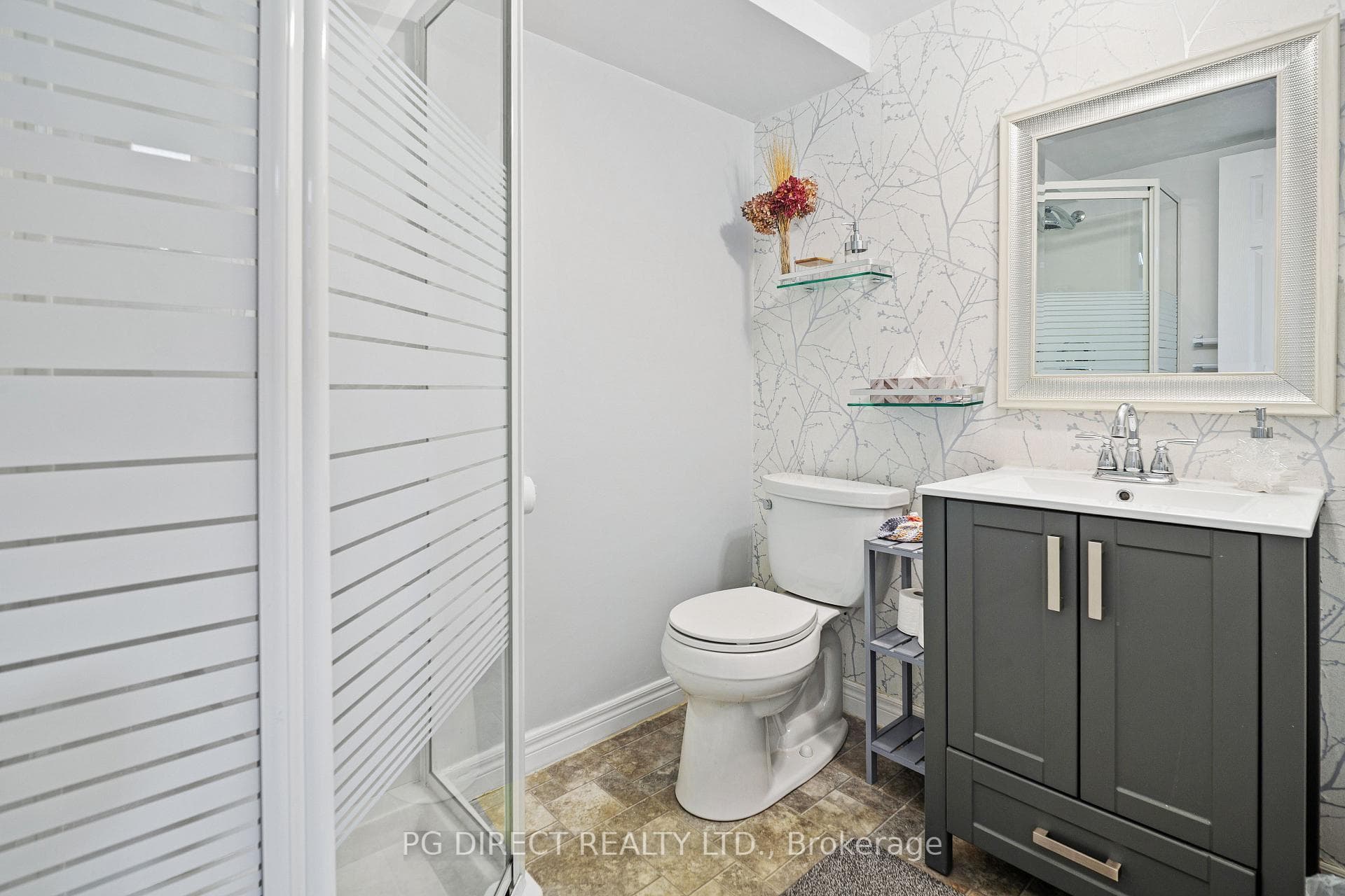 4 Plumtree Place photo 17