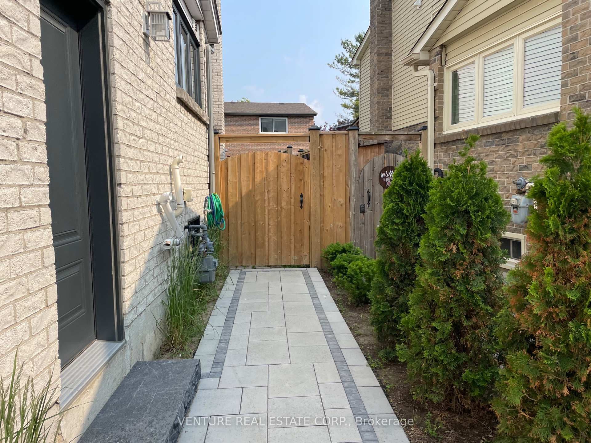 55 Batson Drive Unit Rear photo 2