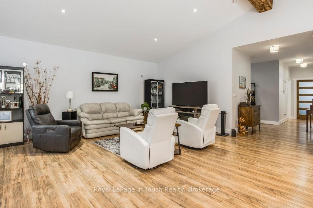31 Earldom Boulevard photo 10