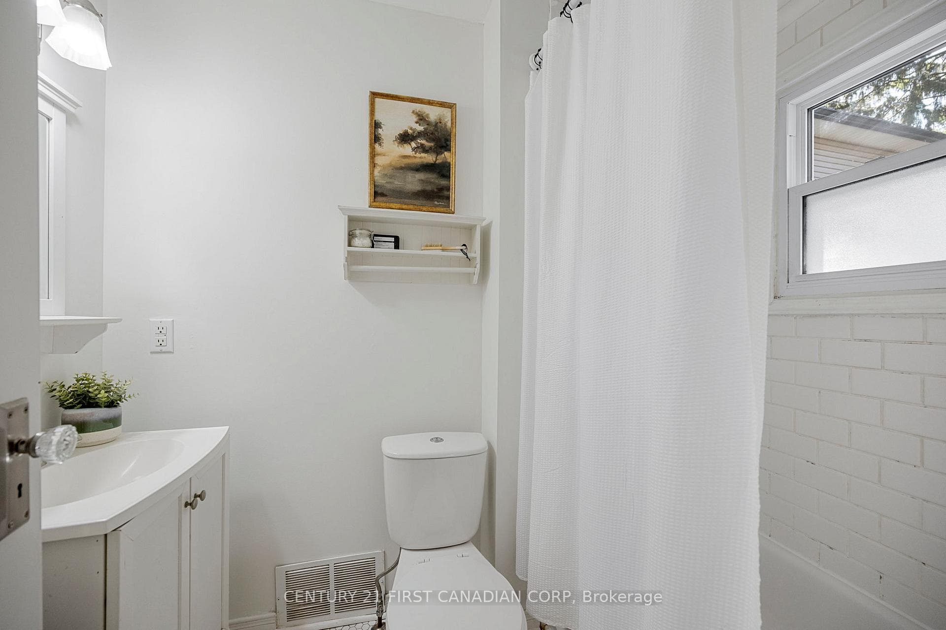 113 Emery Street photo 15
