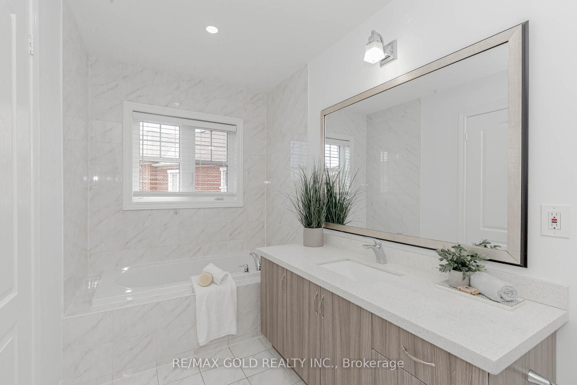 466 Terrace Way photo 20