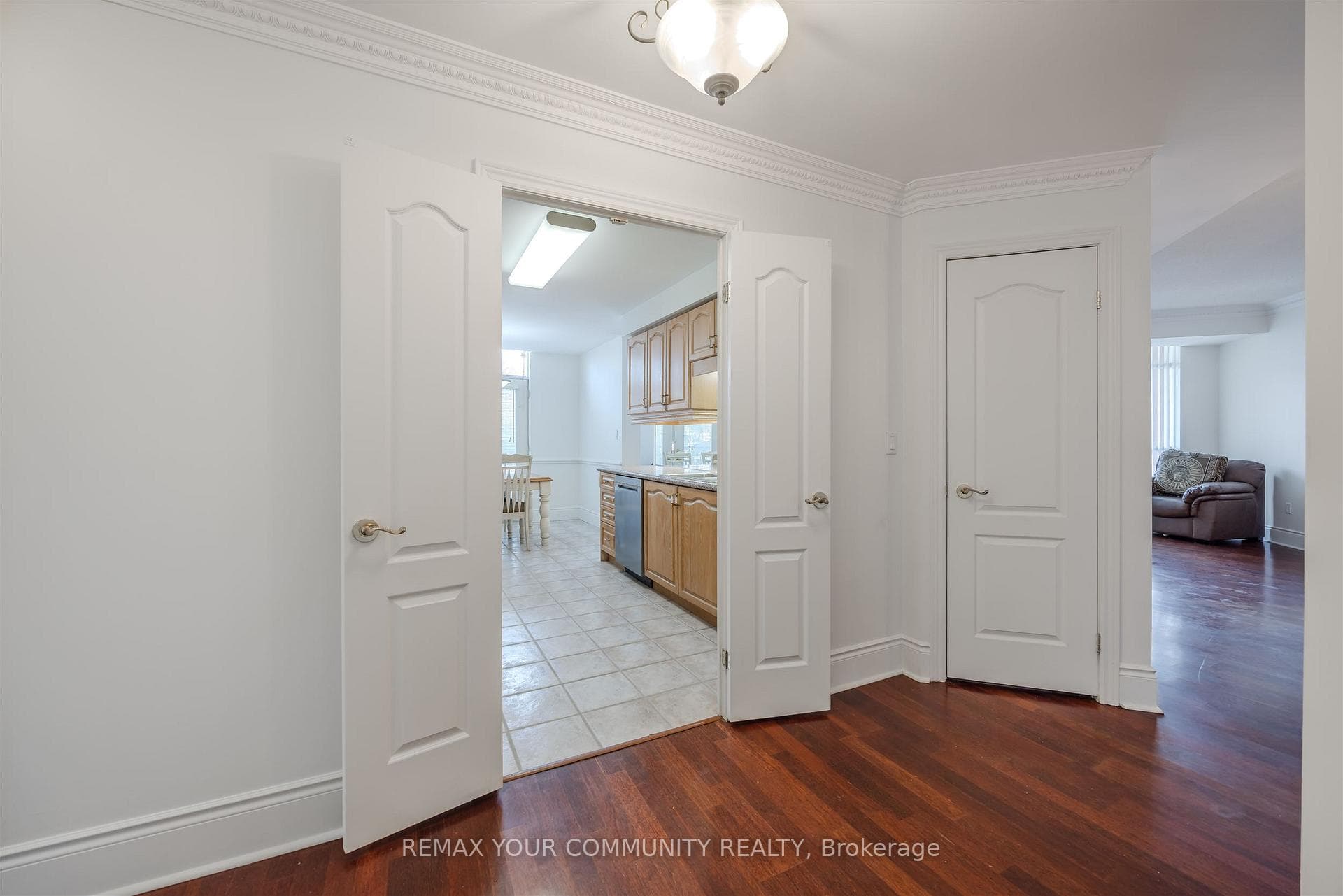 53 Woodbridge Avenue Unit 315 photo 7