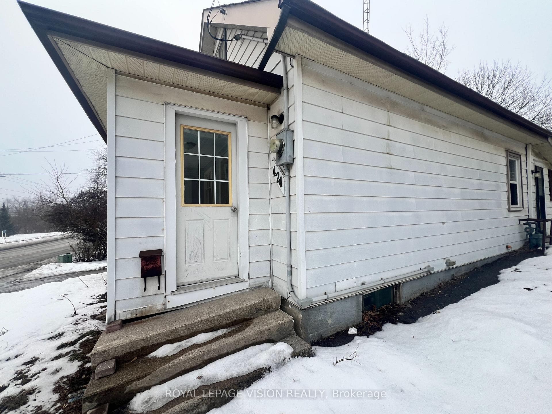 424 BLOOR Street photo 4