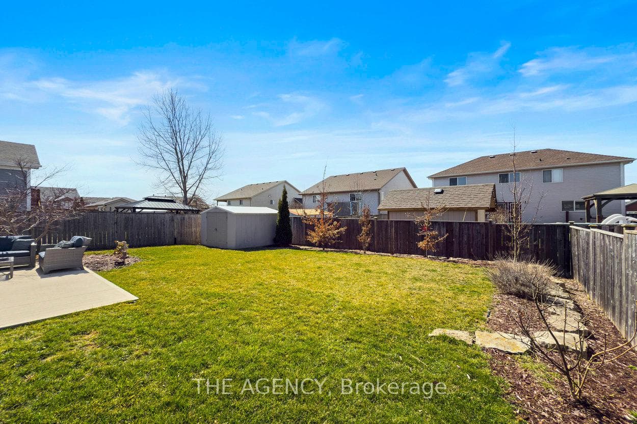 21 Lindan Street photo 44