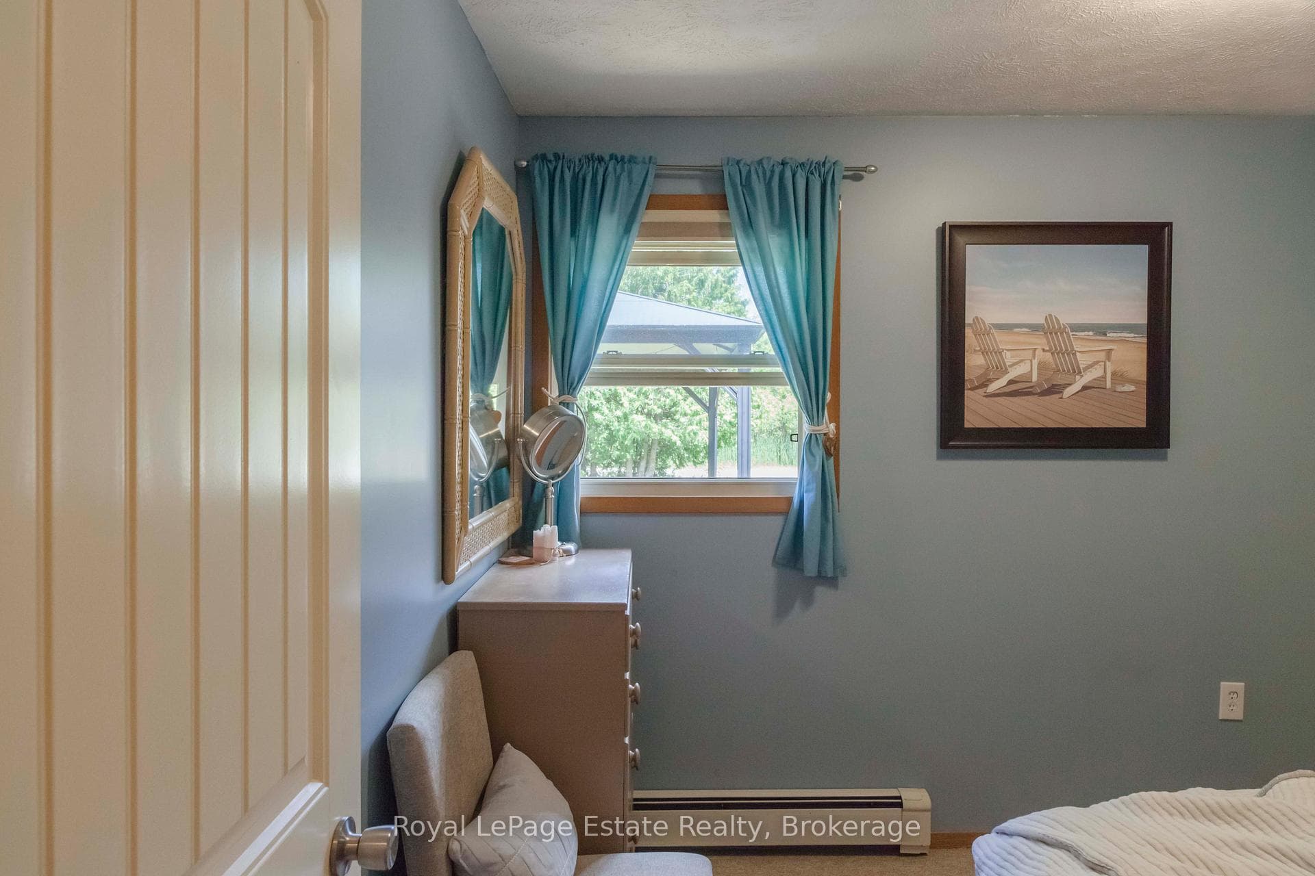 326 Lindsay Street photo 28