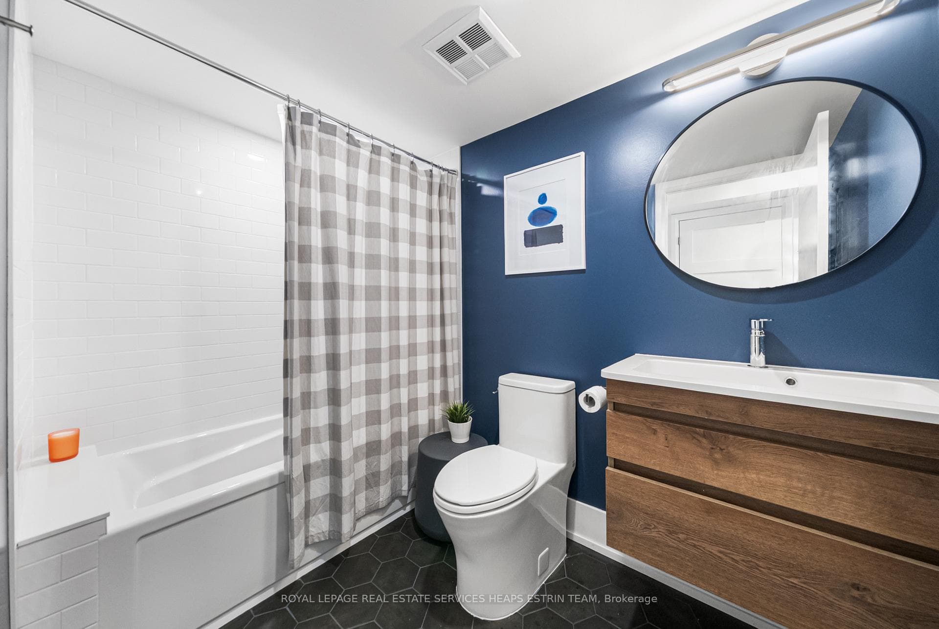 18 Beverley Street Unit 403 photo 18