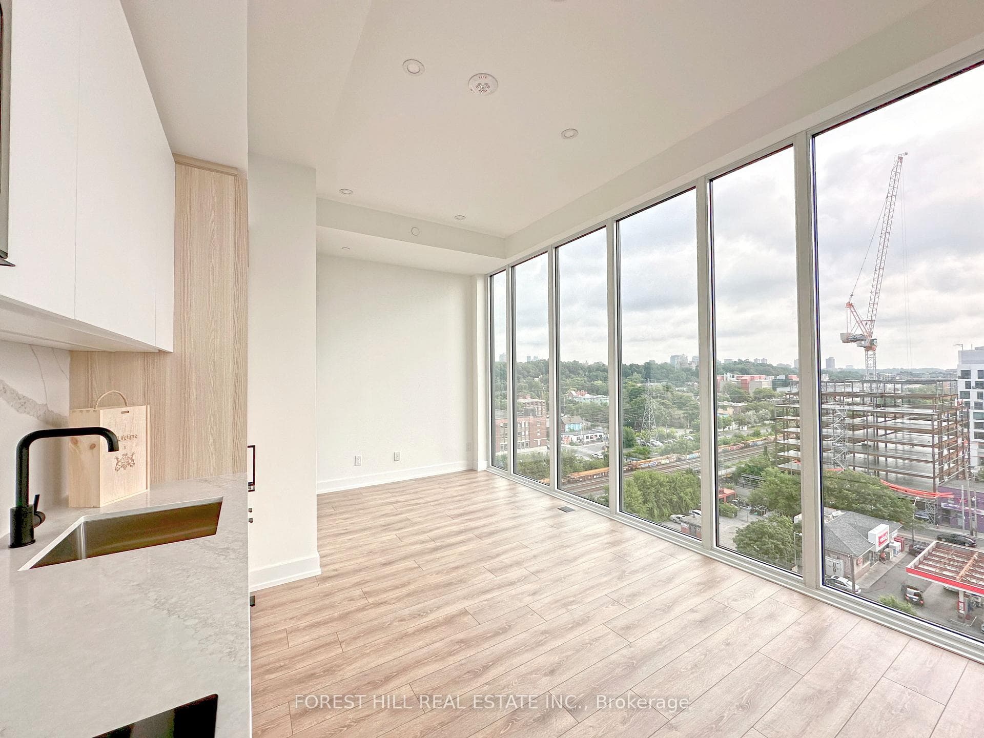 500 Dupont Street Unit Ph11 photo 3