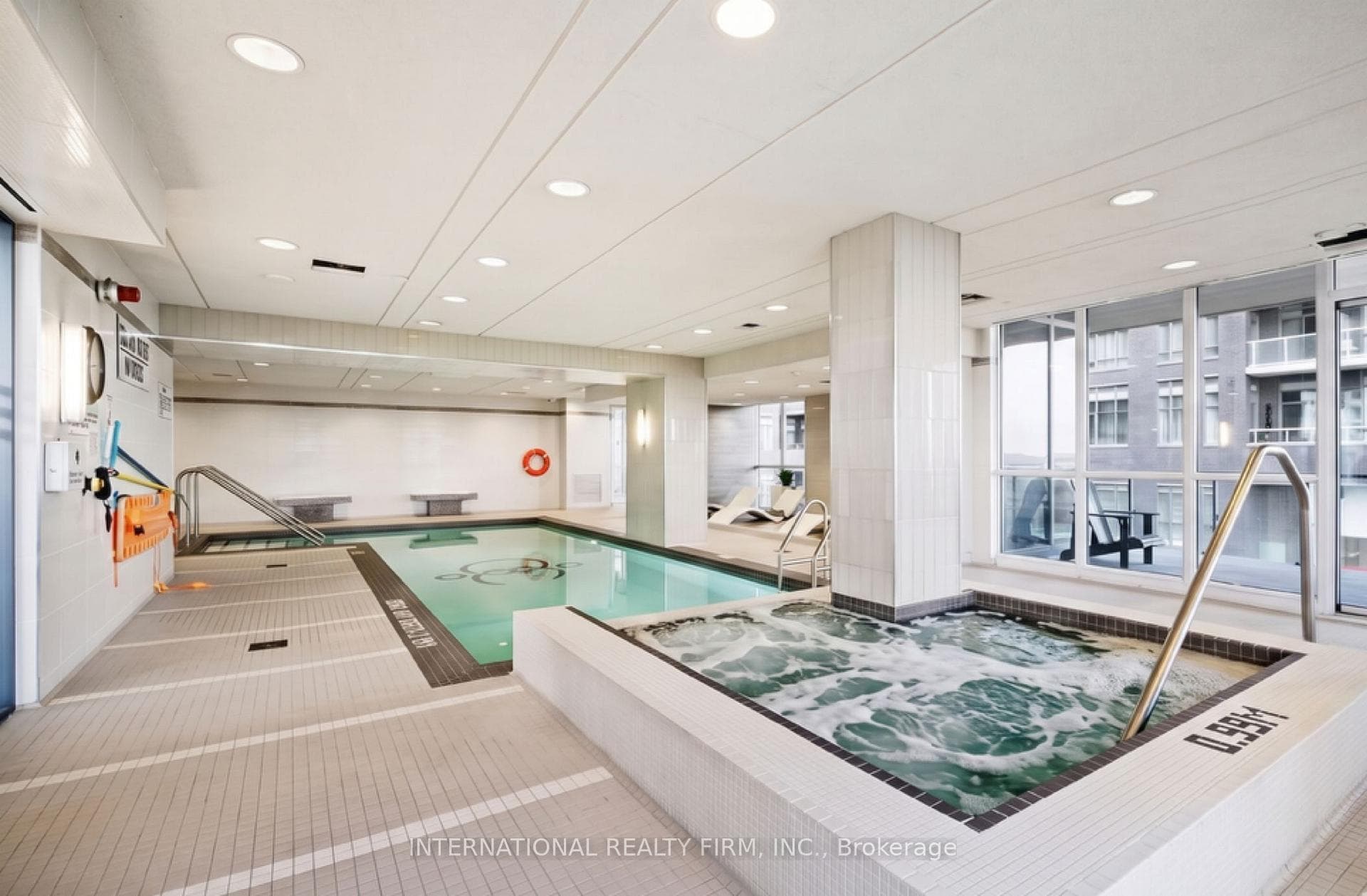 Building pool