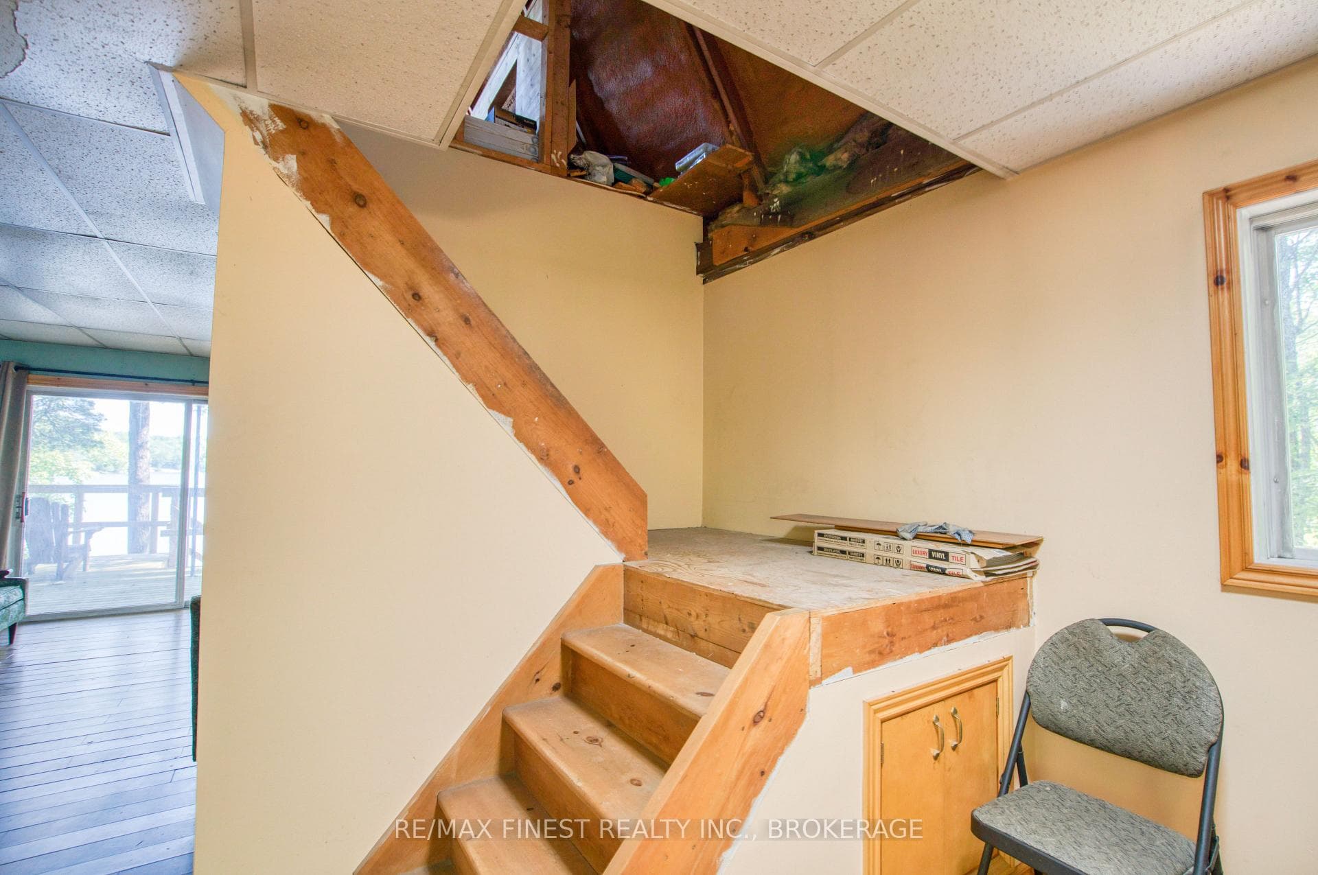 1086 Salamander Lane photo 25