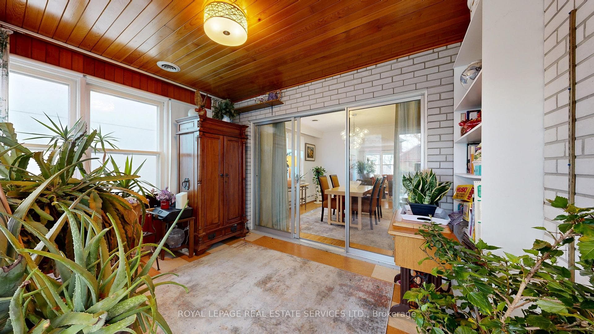 15 Cosmo Road photo 13