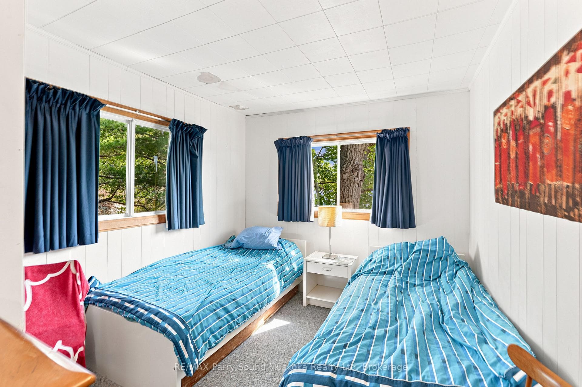 2nd Bedroom