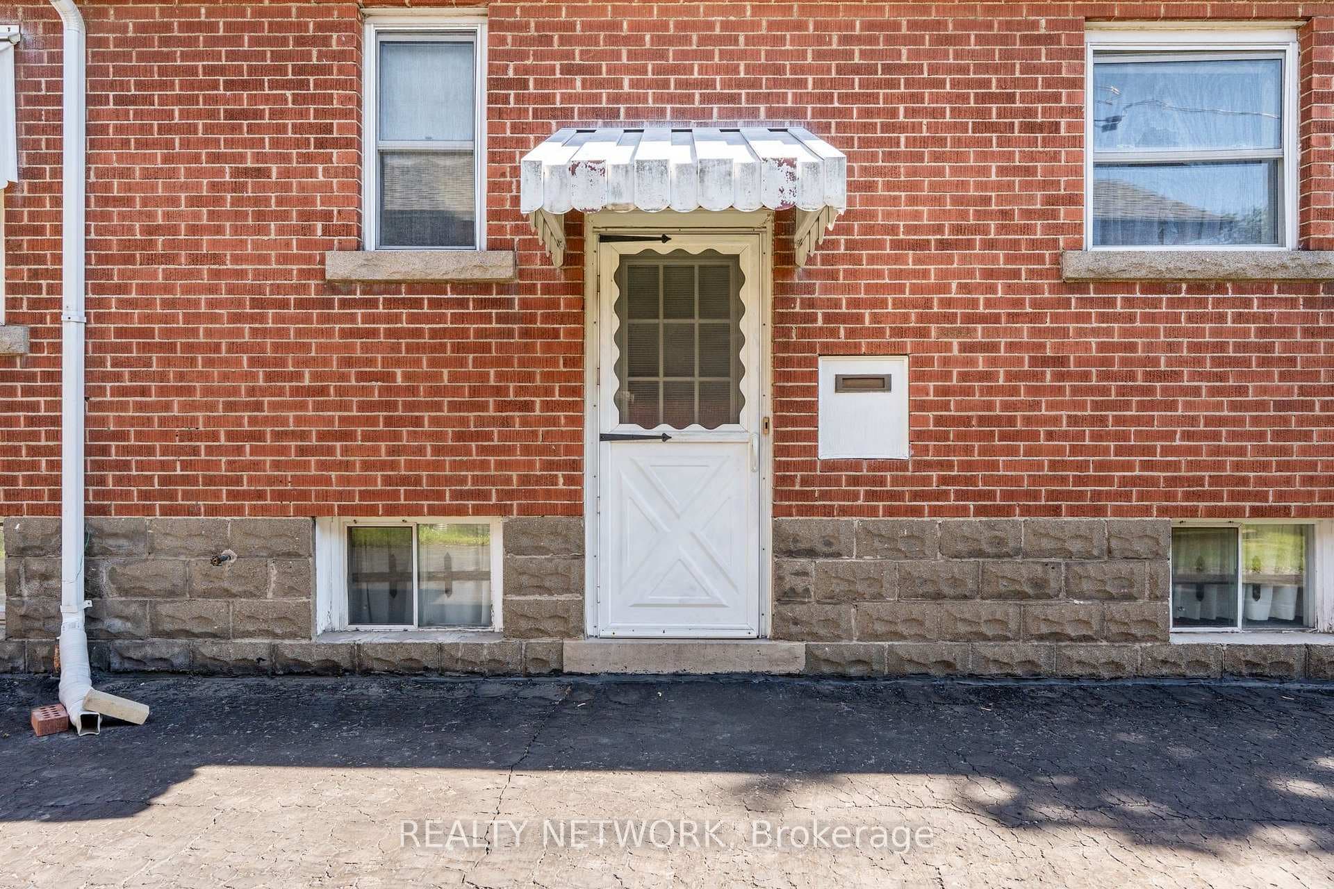 224 Glencarry Avenue photo 31