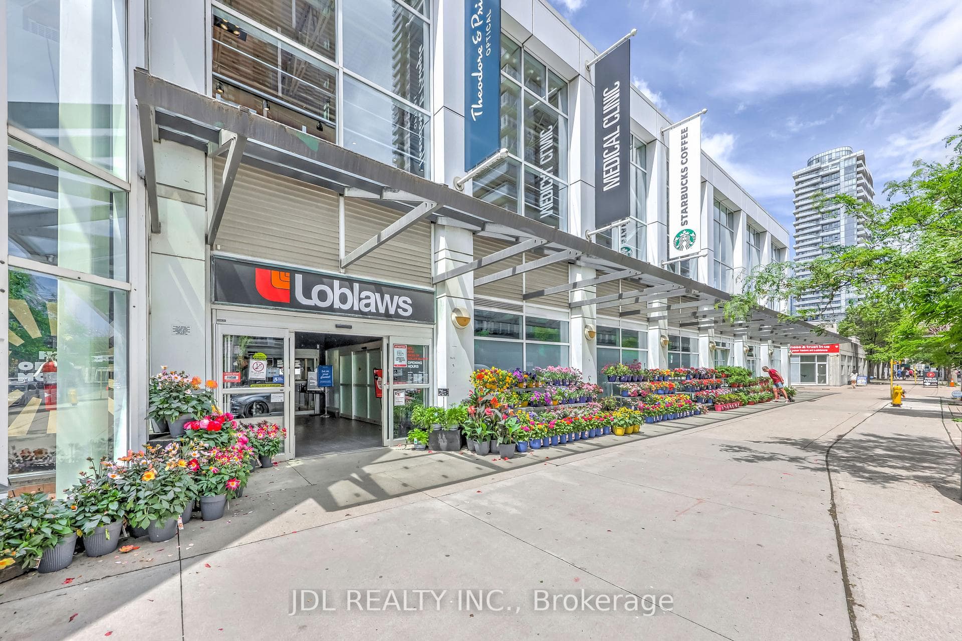 15 Lower Jarvis Street Unit 1408 photo 25