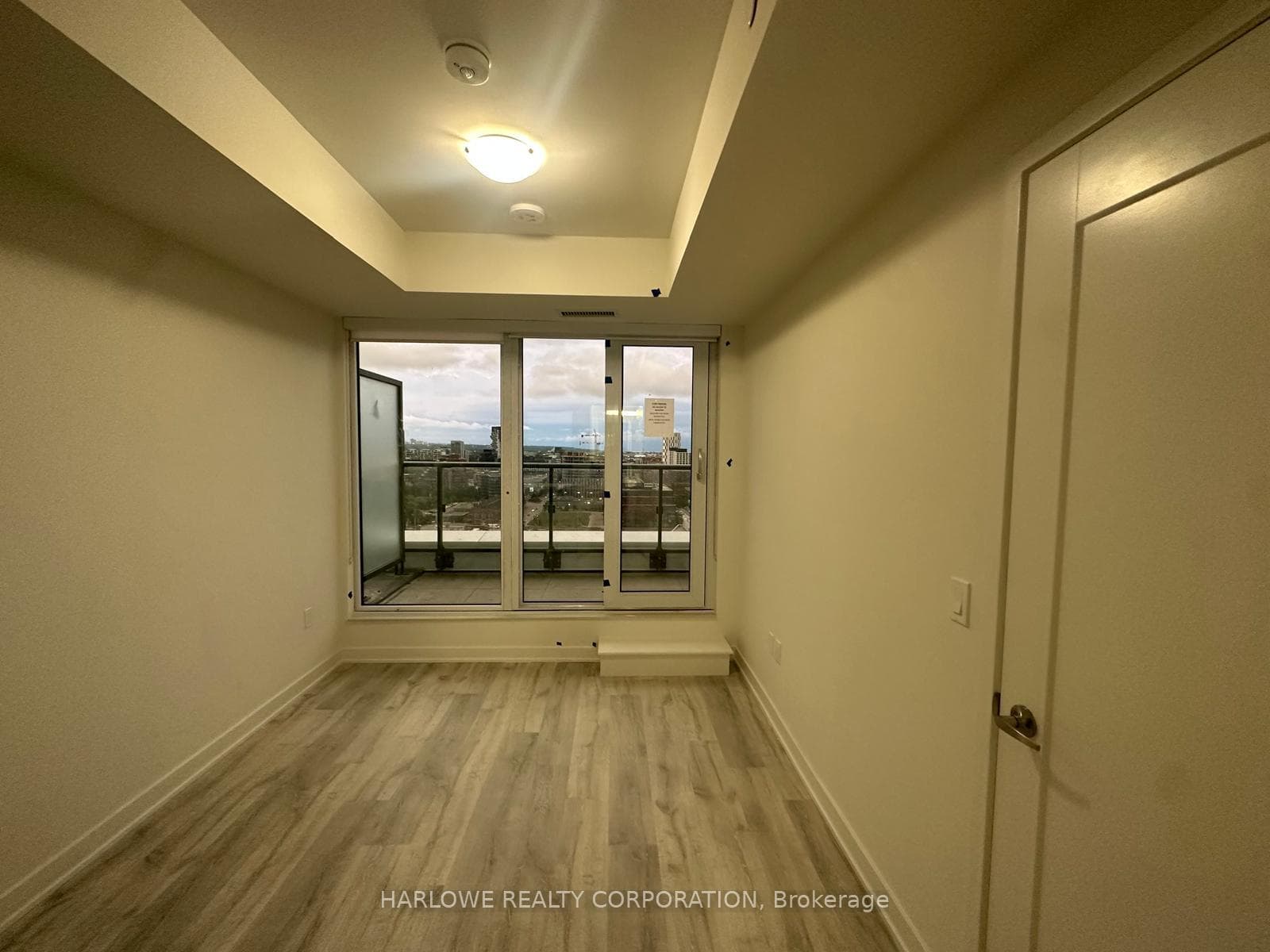 70 Princess Street Unit 1811 E photo 10