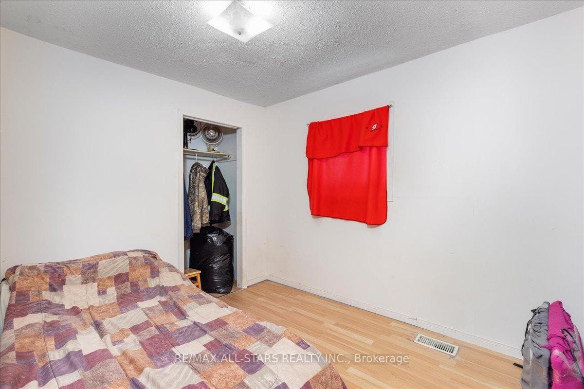 378 Irene Drive photo 9