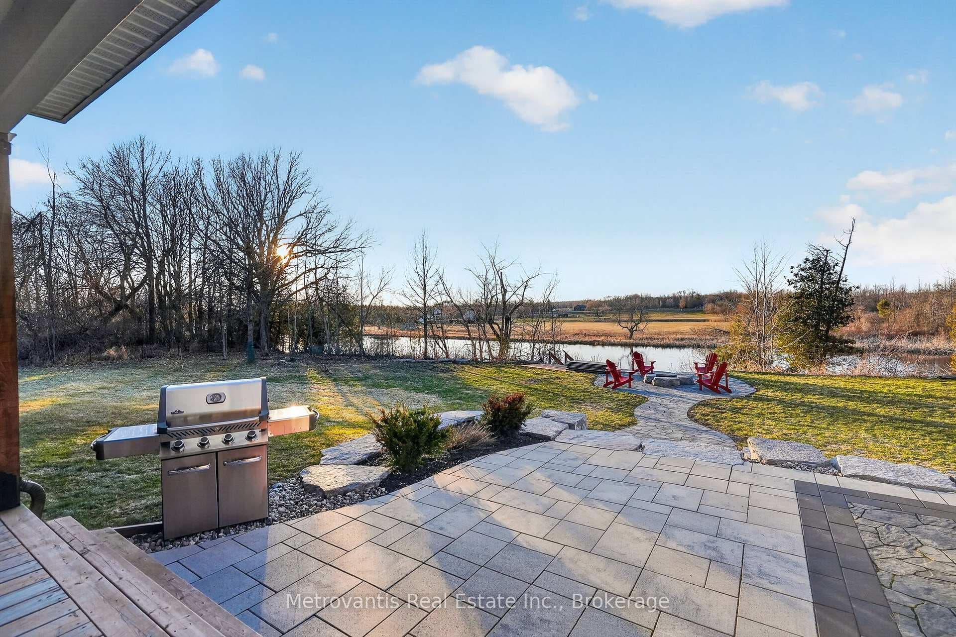 699 River Road photo 40