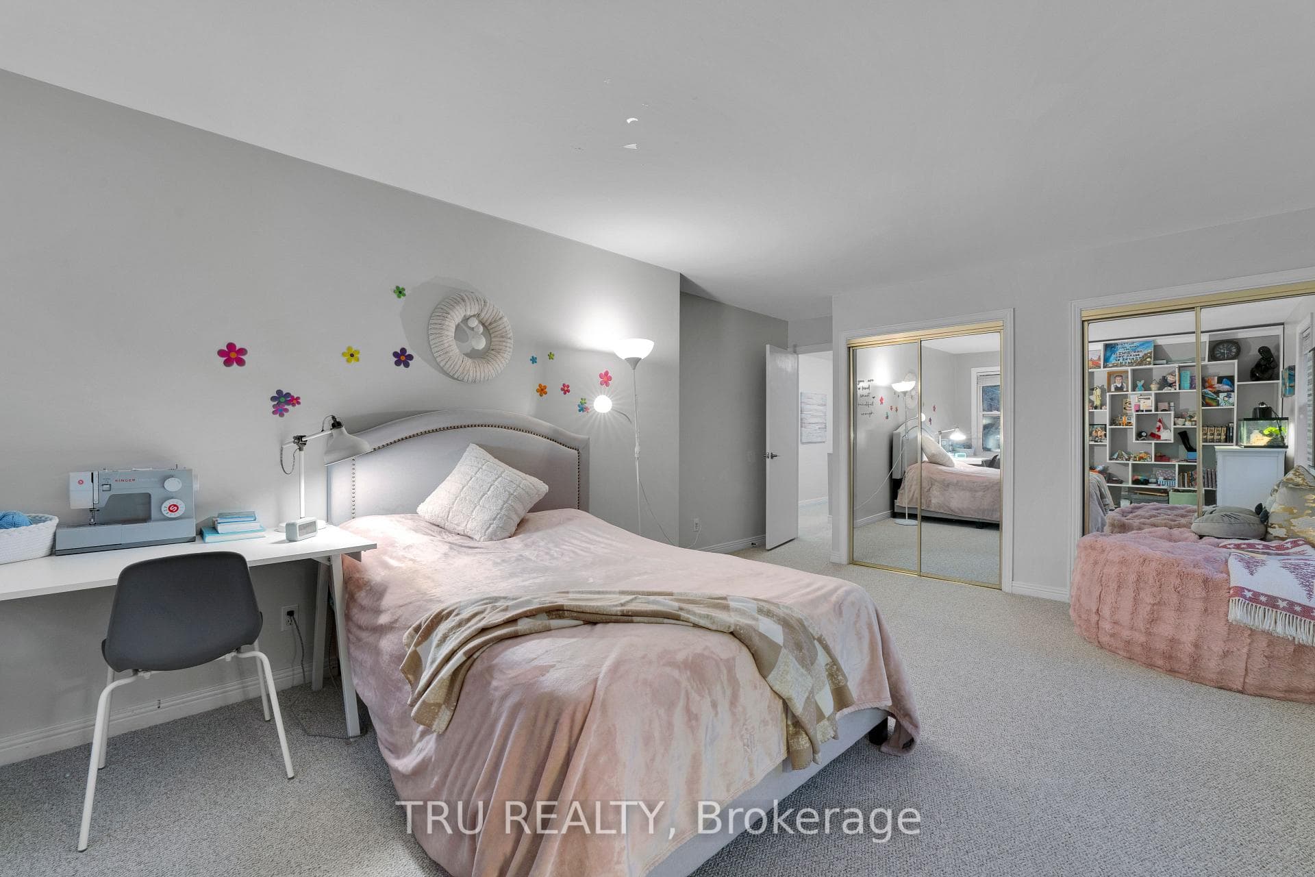 2529 MARSHWOOD Road photo 28