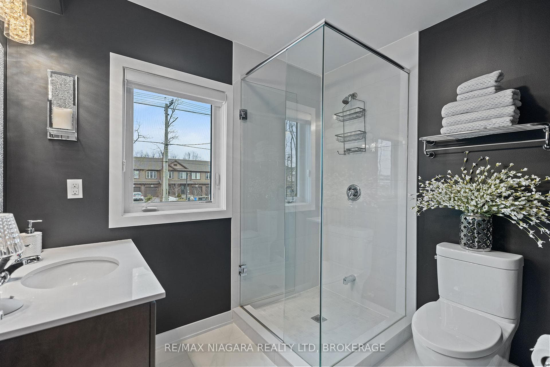 3600 Hibbard Street photo 17