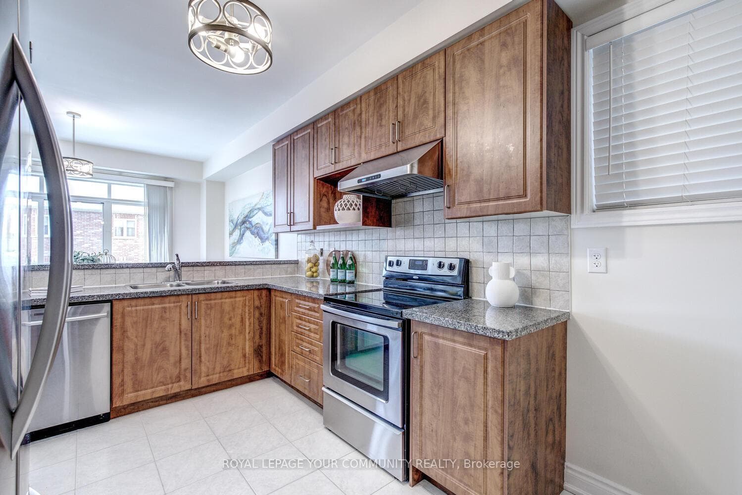 77 Barletta Drive photo 20