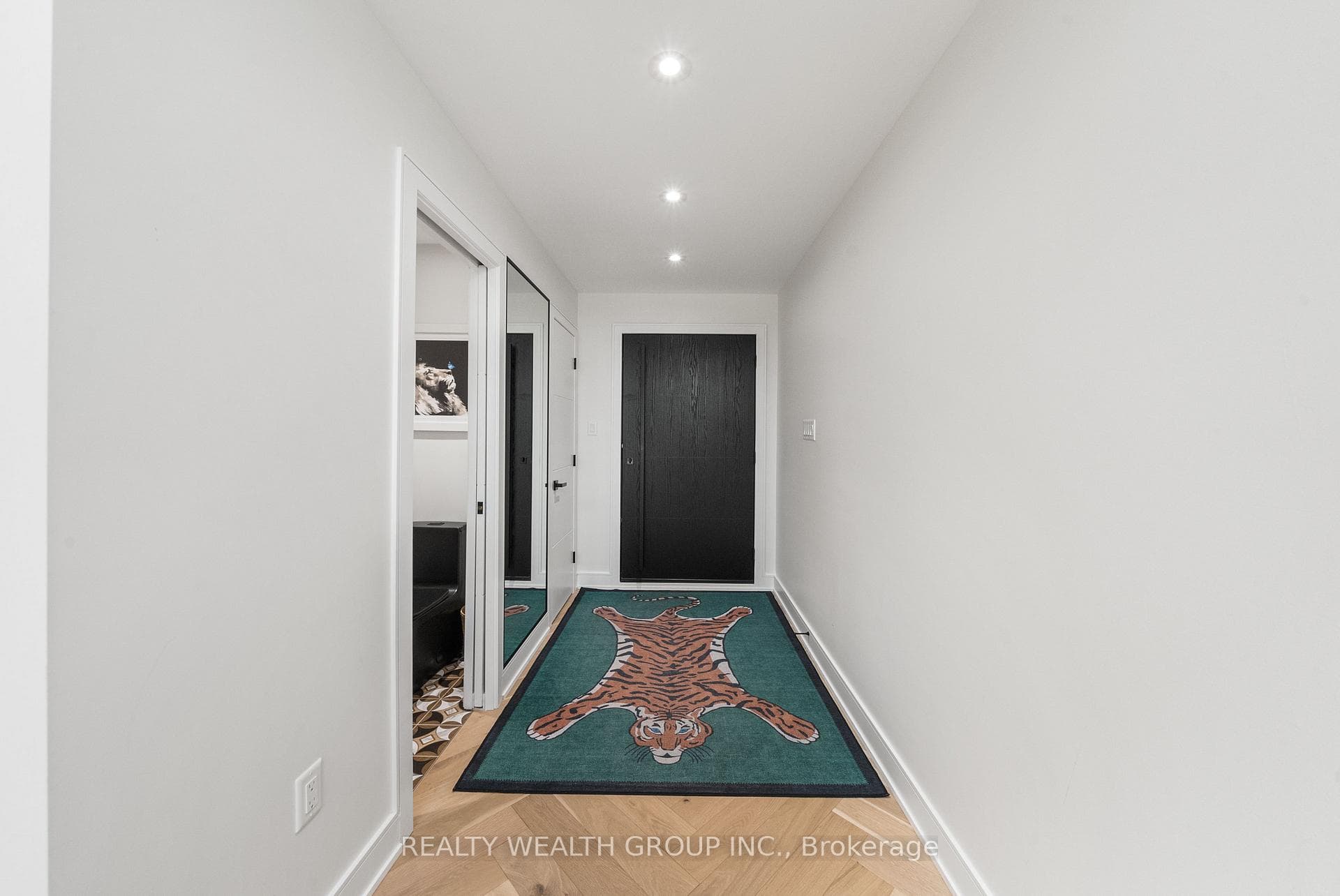 83 Governor Crescent photo 36