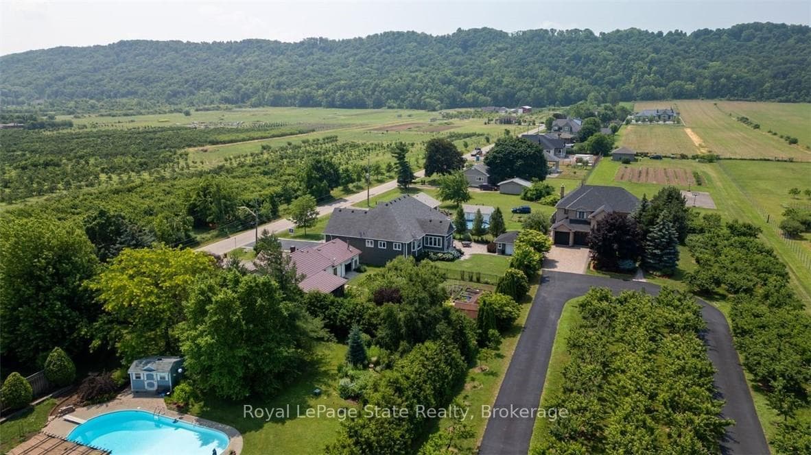 211 Lewis Road photo 37