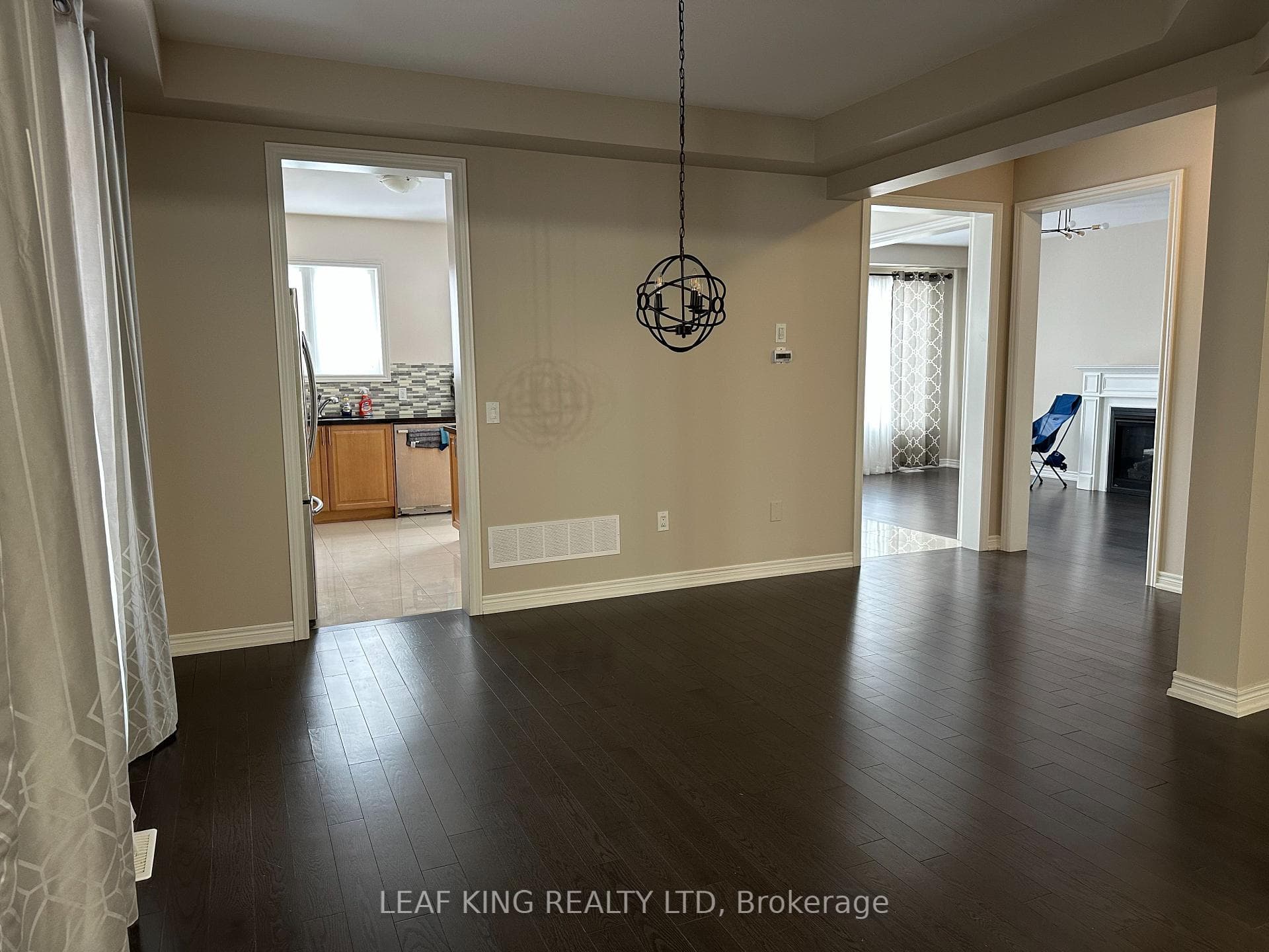 35 Morrison Drive photo 4