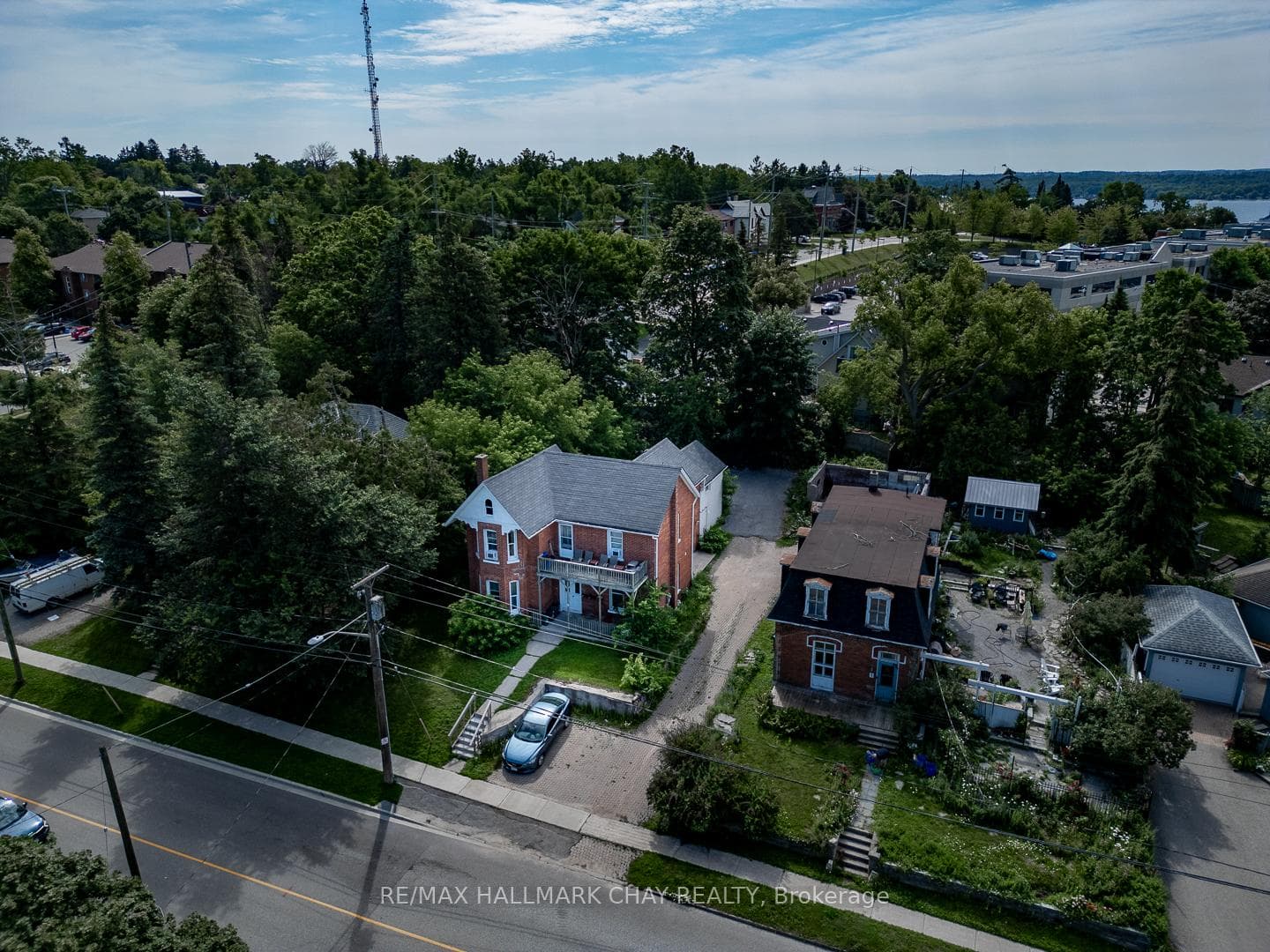 9 Penetang Street photo 3