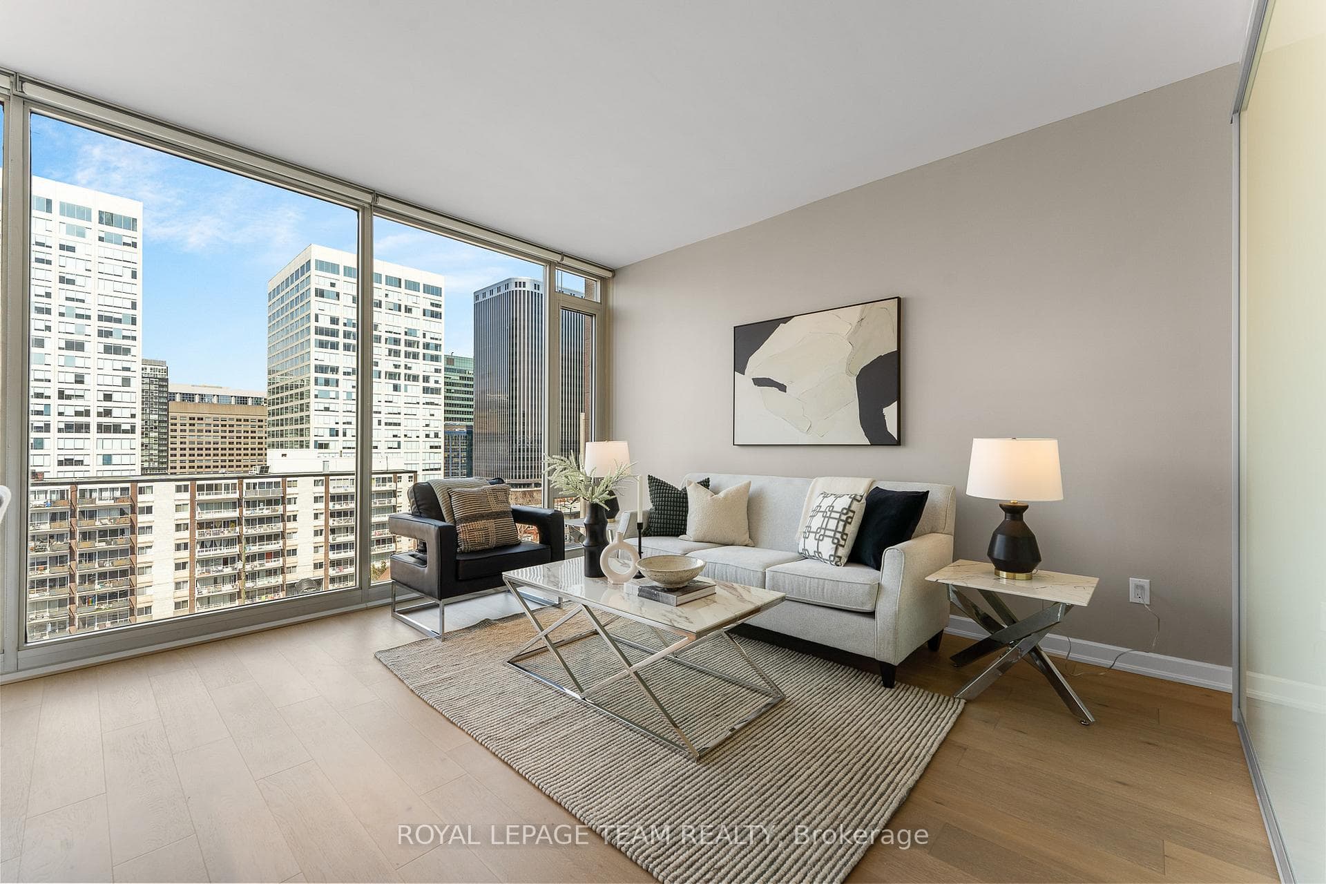 300 Lisgar Street Unit 913 photo 26