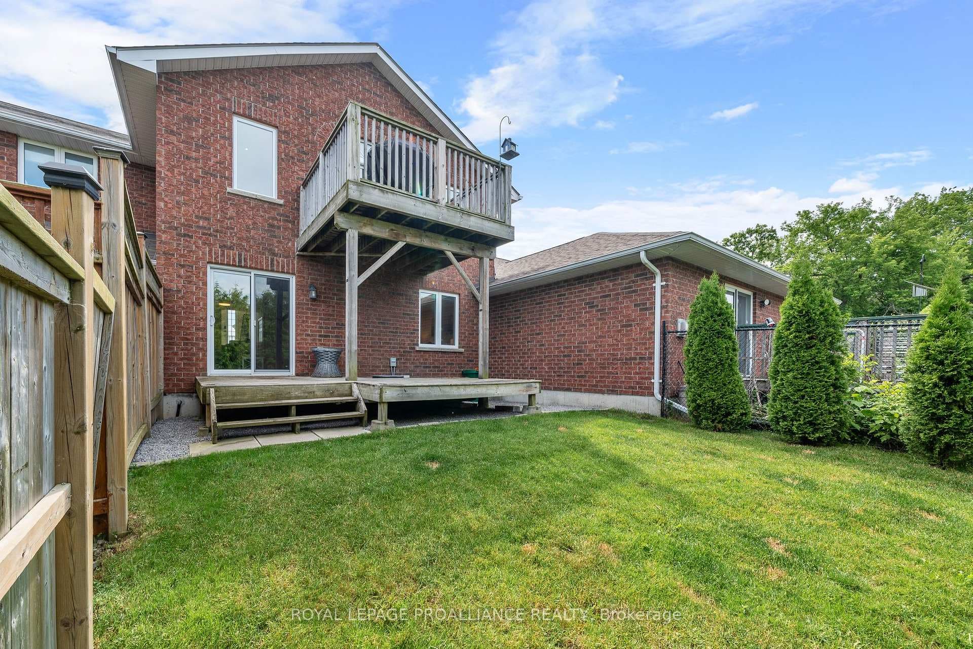 20 Evergreen Court photo 37